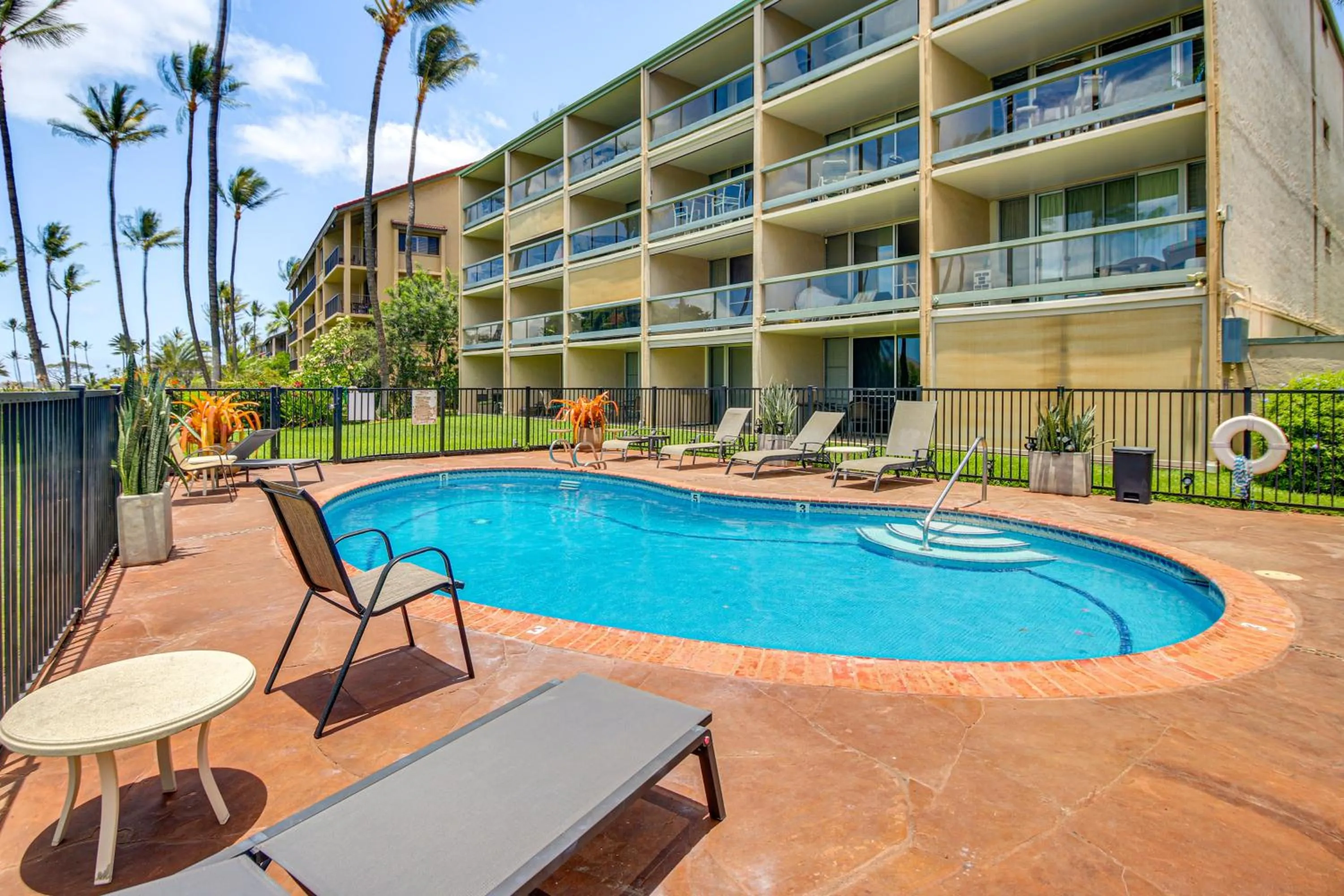 Gorgeous Oceanfront Condo with Spectacular Views!