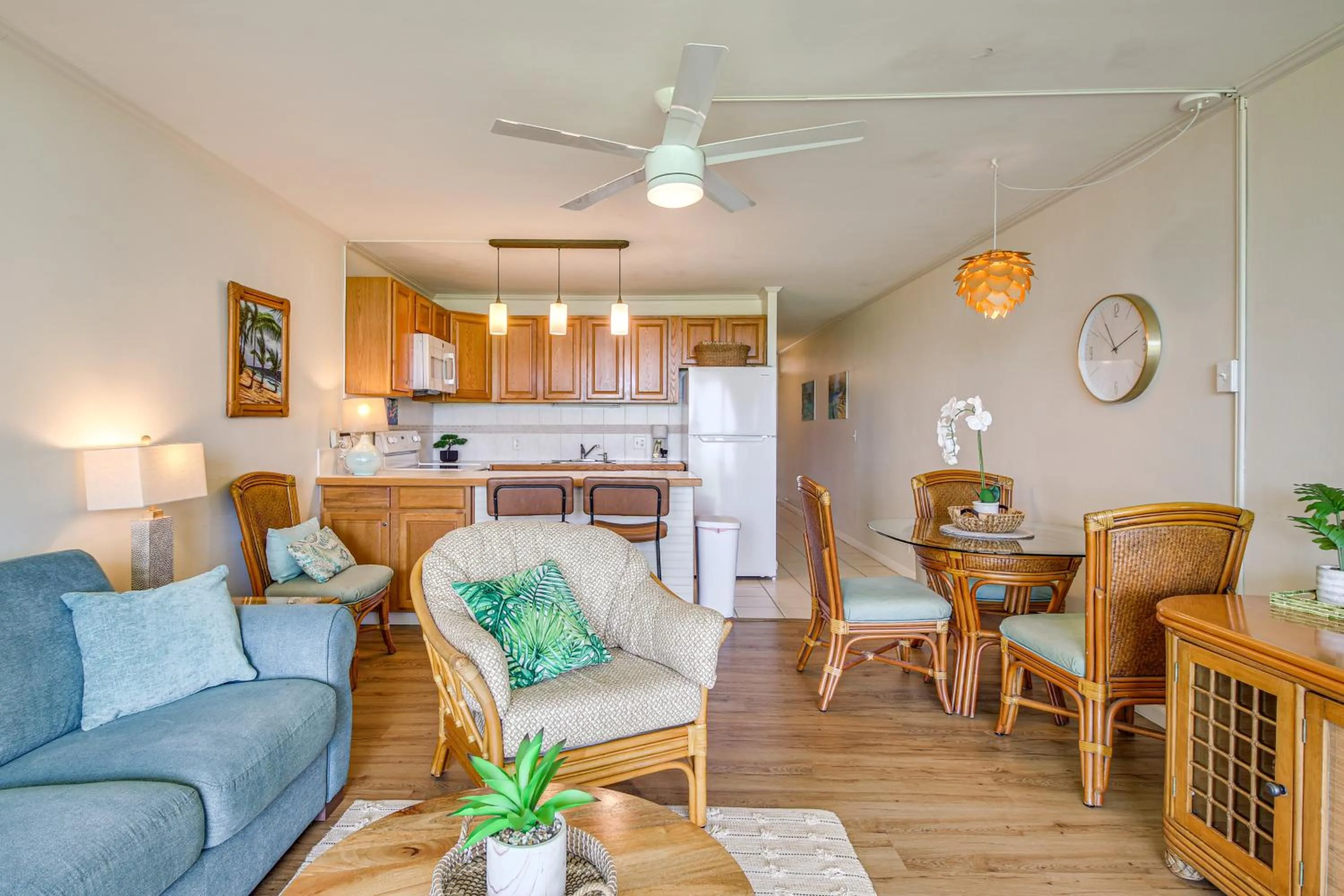 Gorgeous Oceanfront Condo with Spectacular Views!