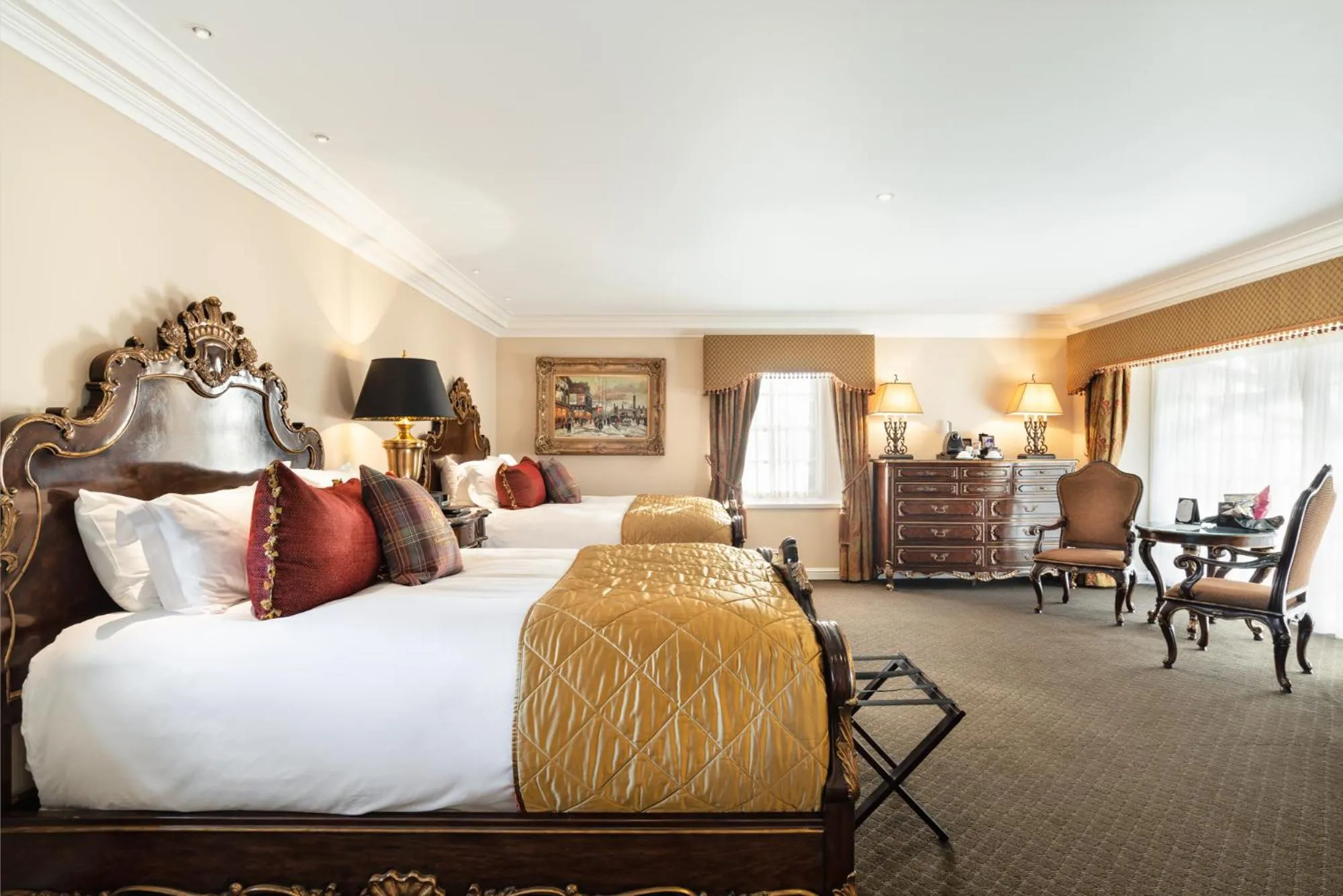 Bed in Trump MacLeod House & Lodge, Scotland