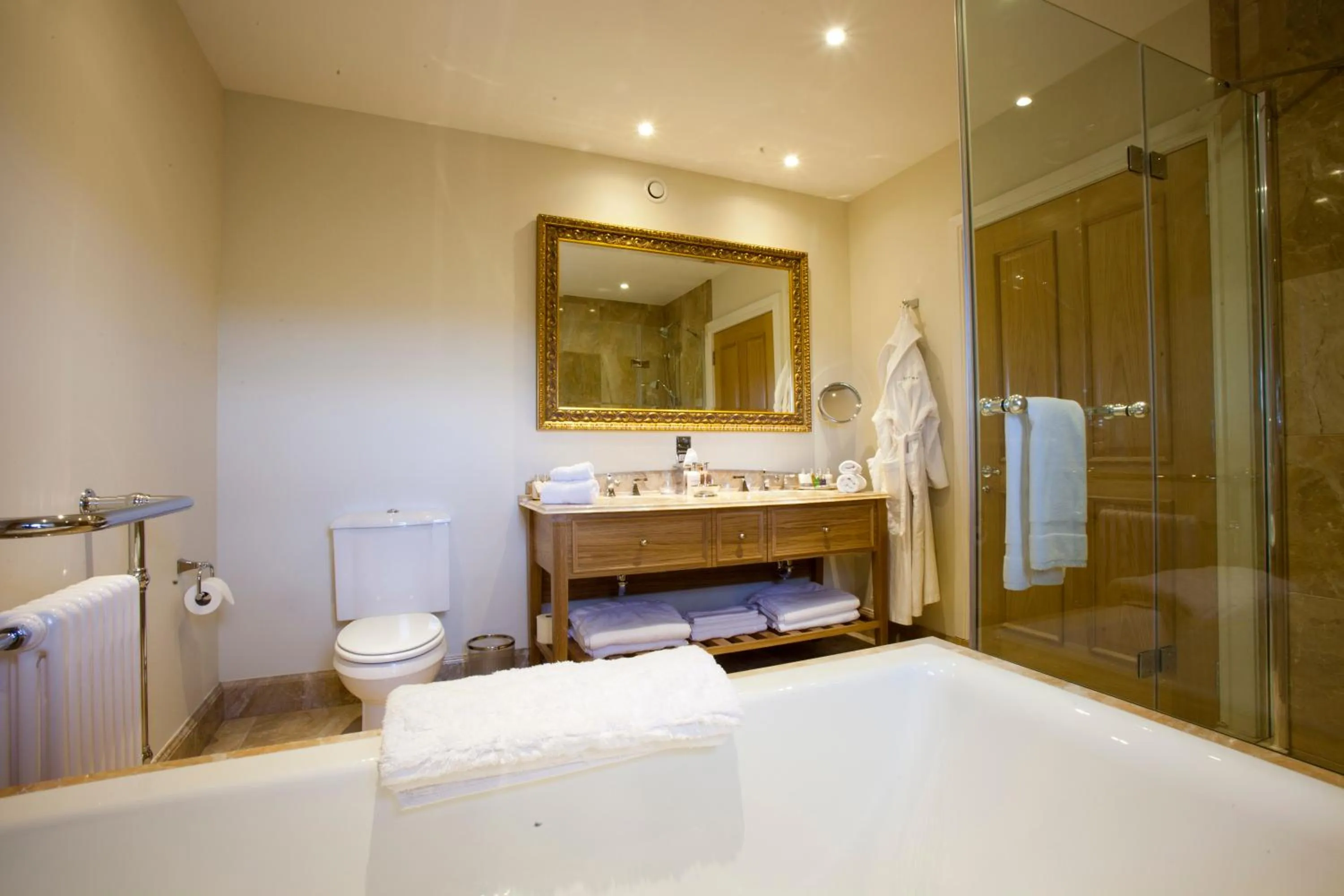Bathroom in Trump MacLeod House & Lodge, Scotland