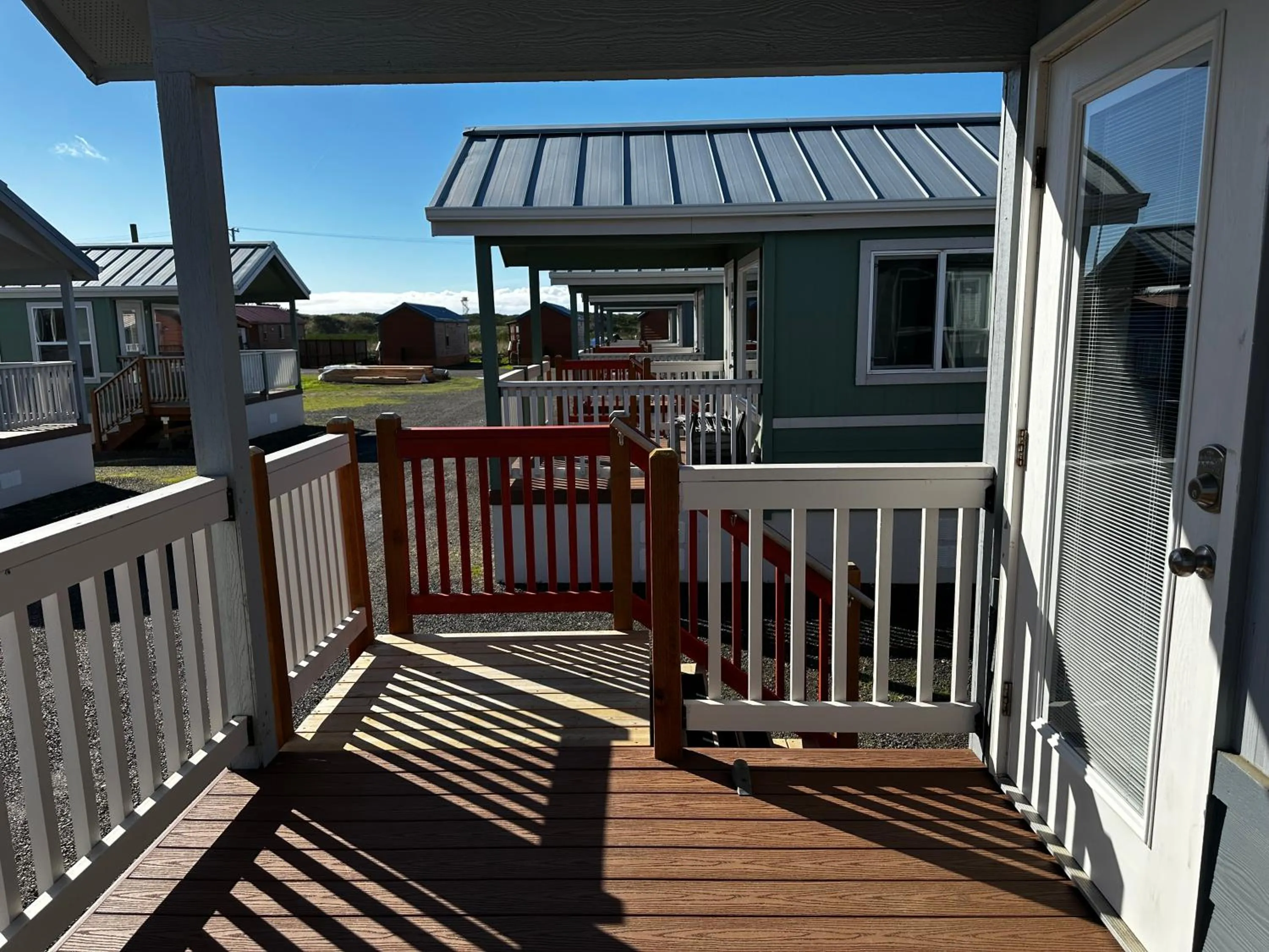 Property building in Westport Inn Cabins