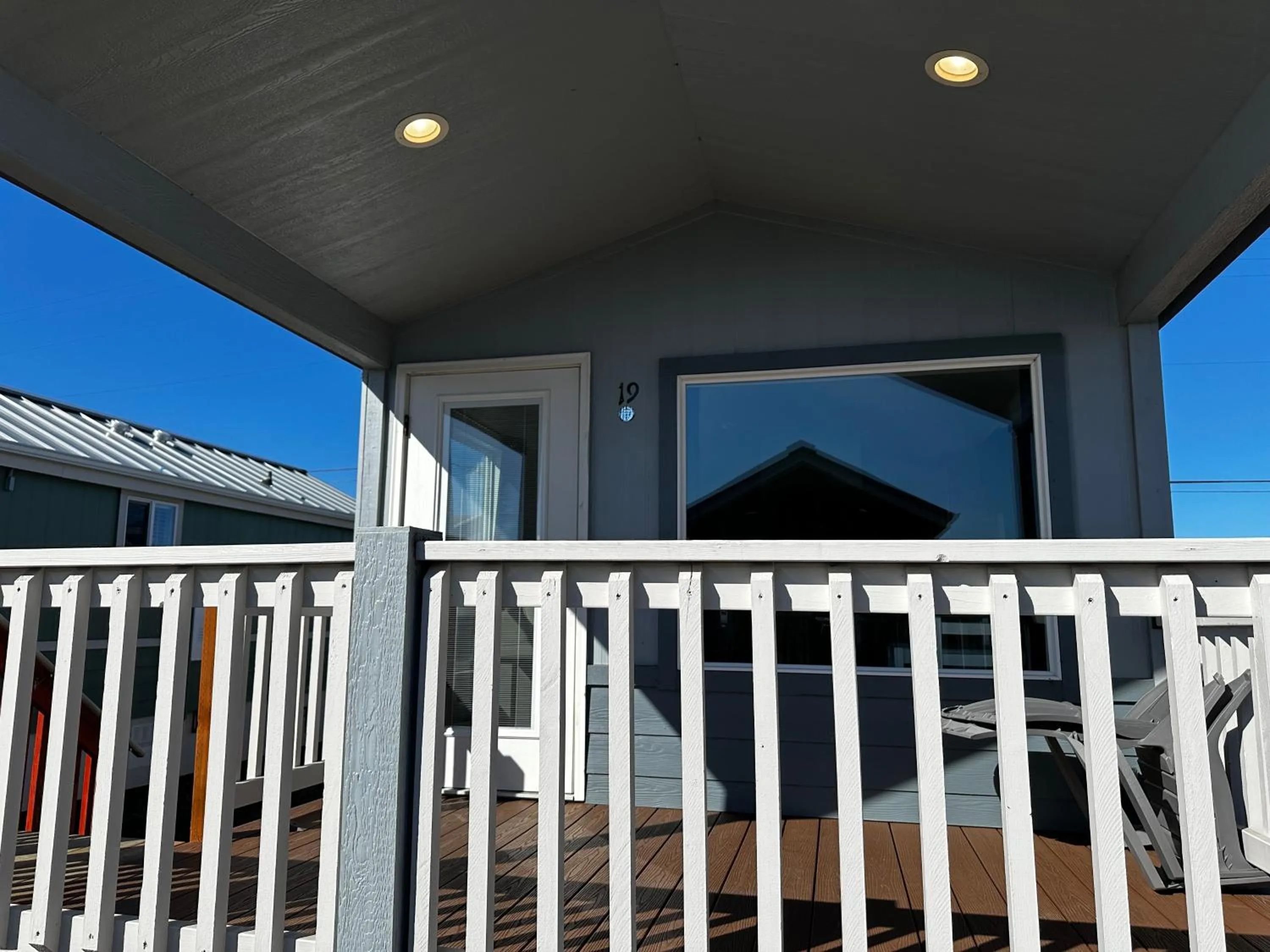 Balcony/Terrace in Westport Inn Cabins