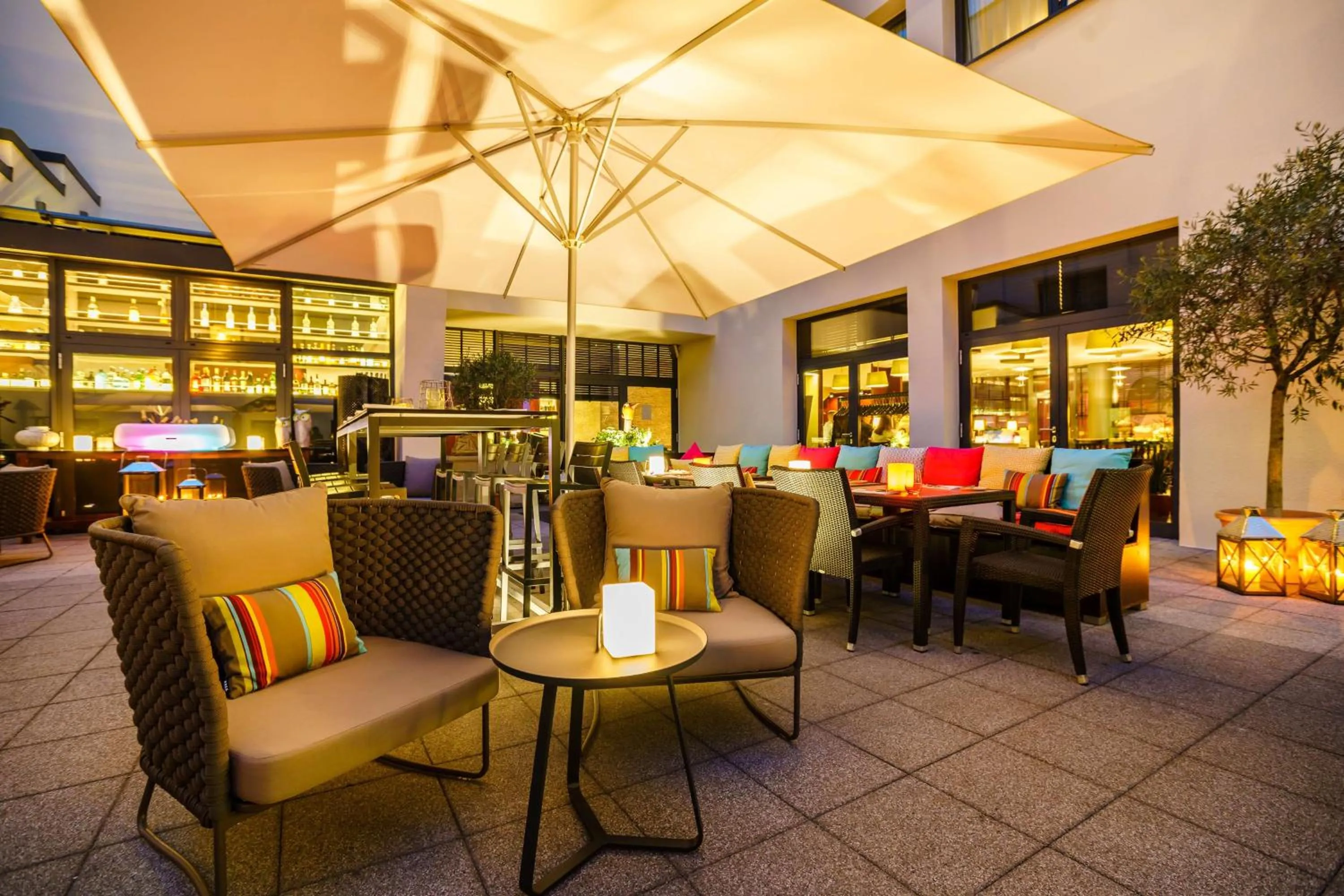 Restaurant/places to eat in Park Plaza Trier