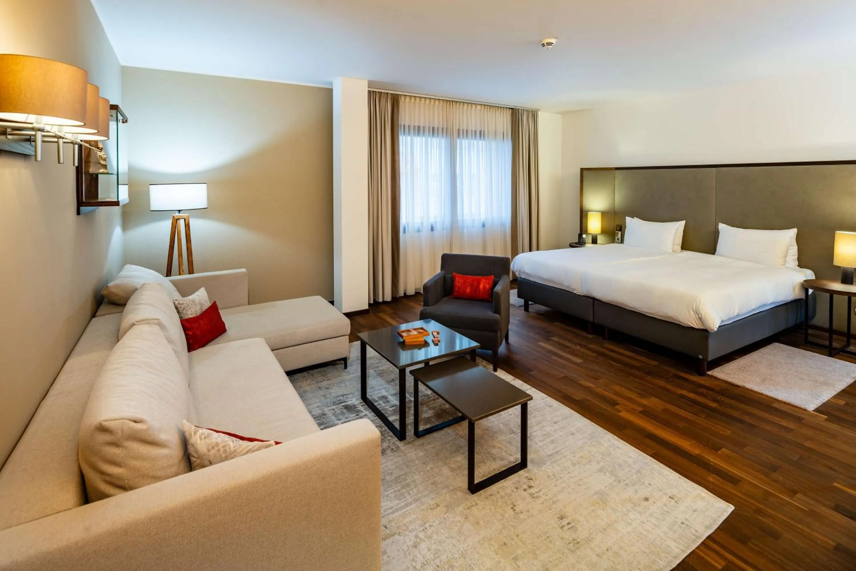 Photo of the whole room, Bed in Park Plaza Trier