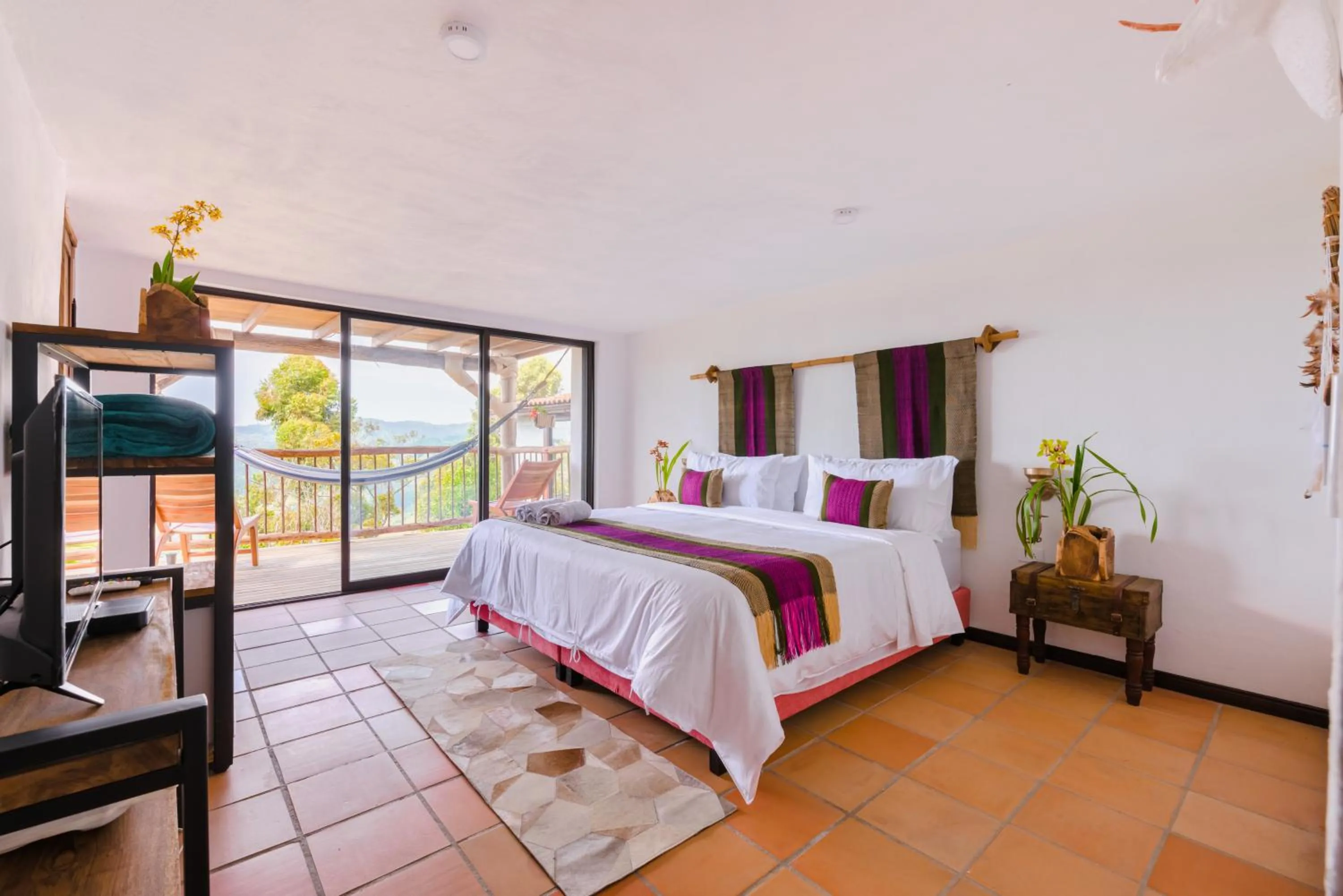 Bed in Hotel Kawa Mountain Retreat