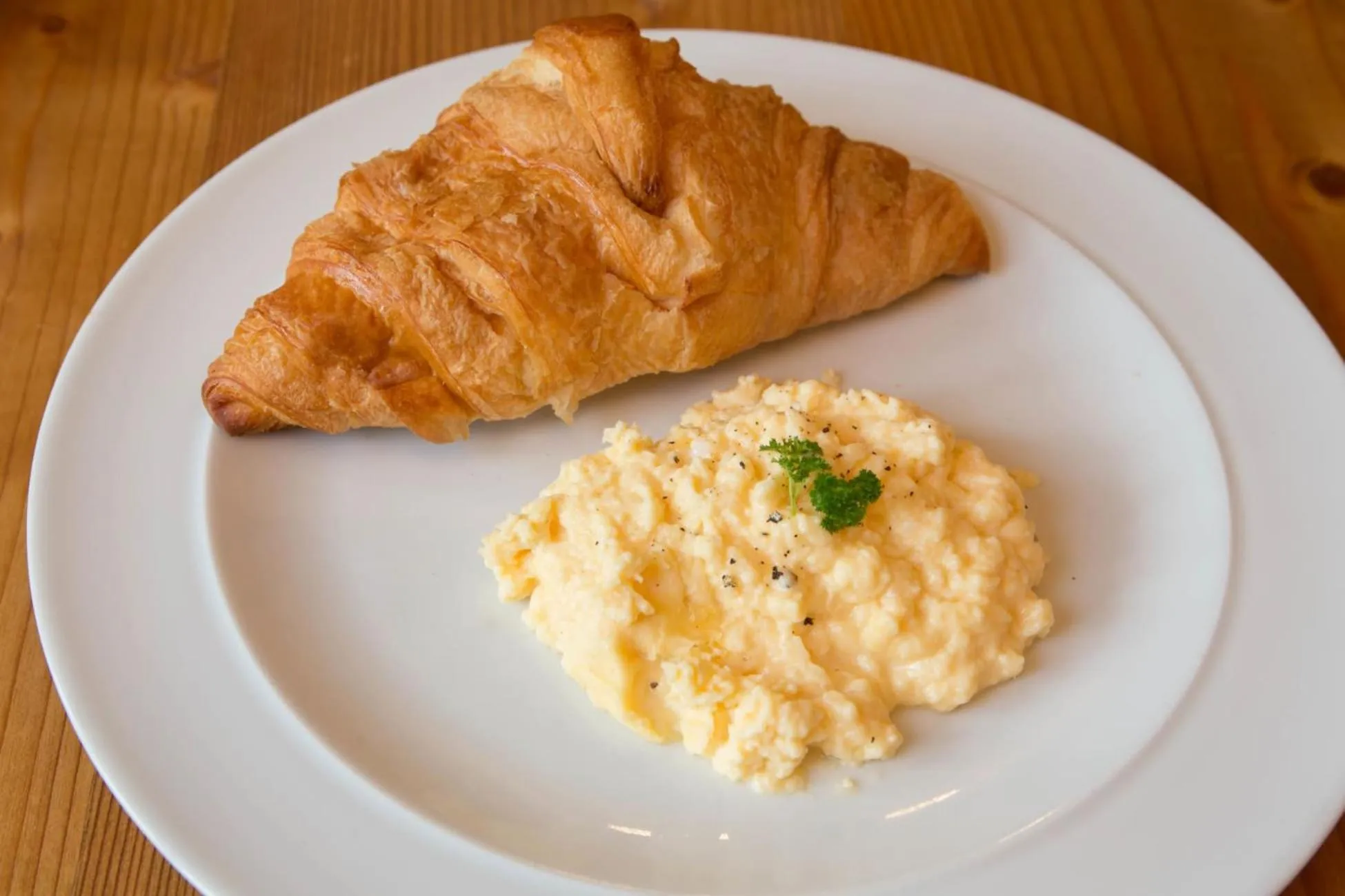 Breakfast in Quilt and Croissants Guest House