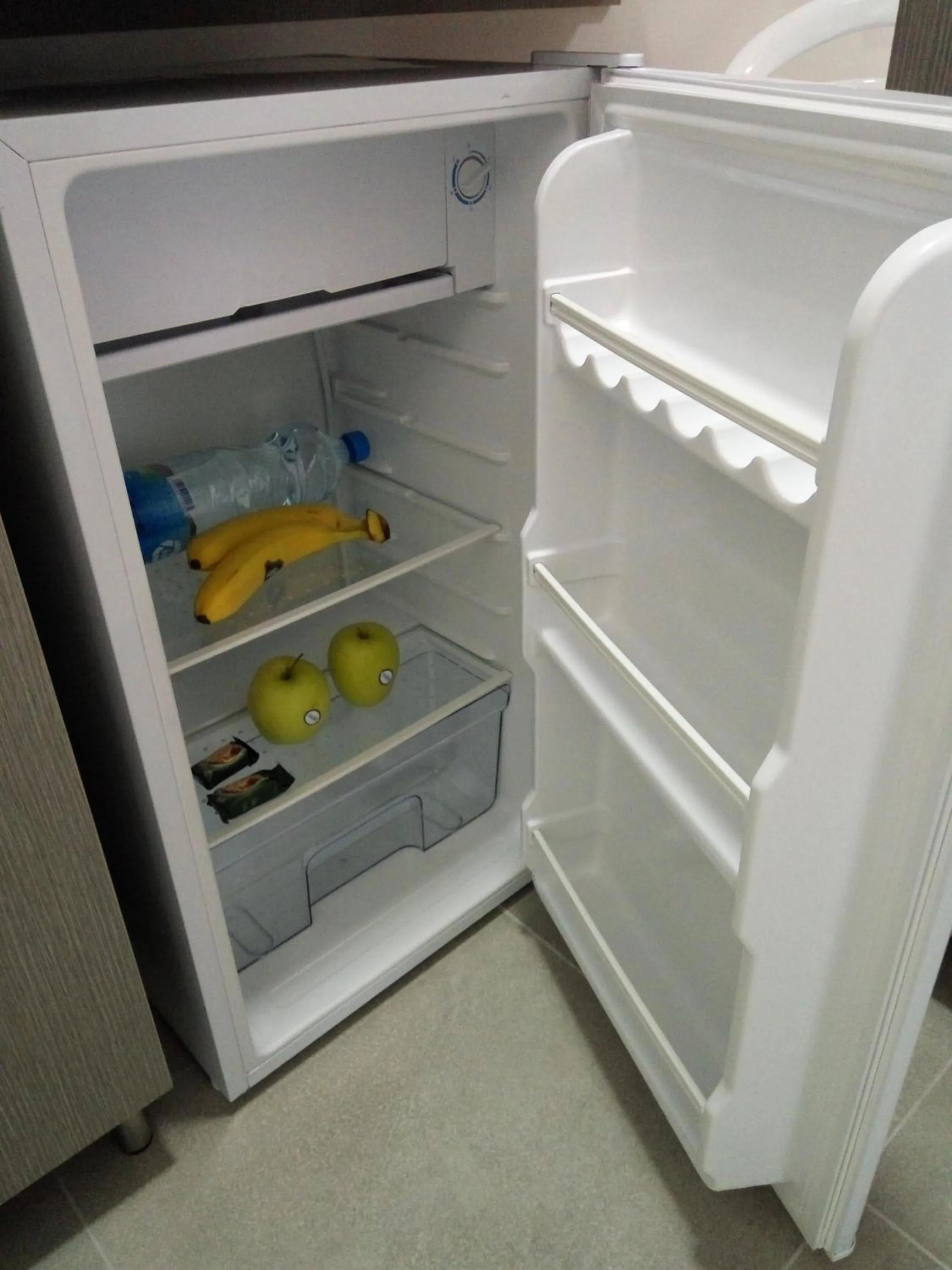 Kitchen or kitchenette in Elenapa Holiday Apartments