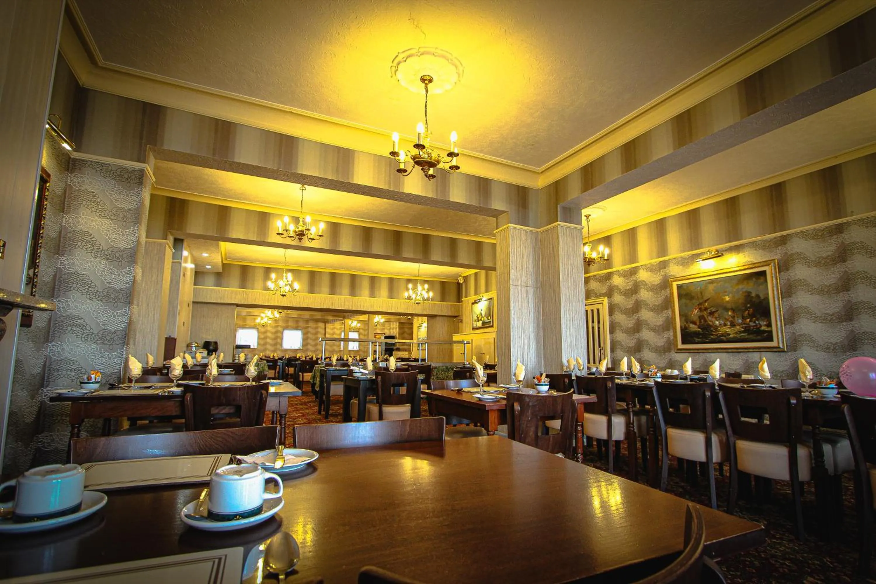 Restaurant/places to eat in Chatsworth House Hotel