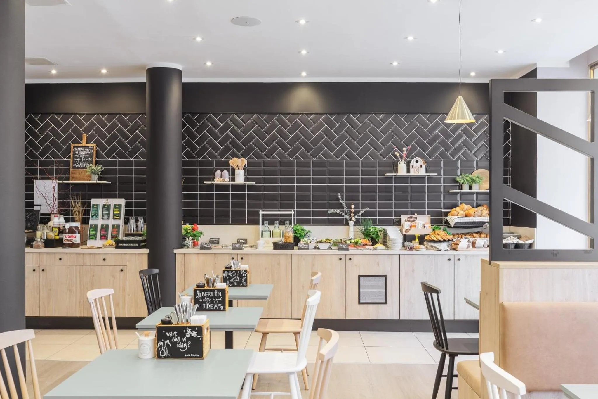 Breakfast in Garner Hotel Berlin - Ku'Damm by IHG