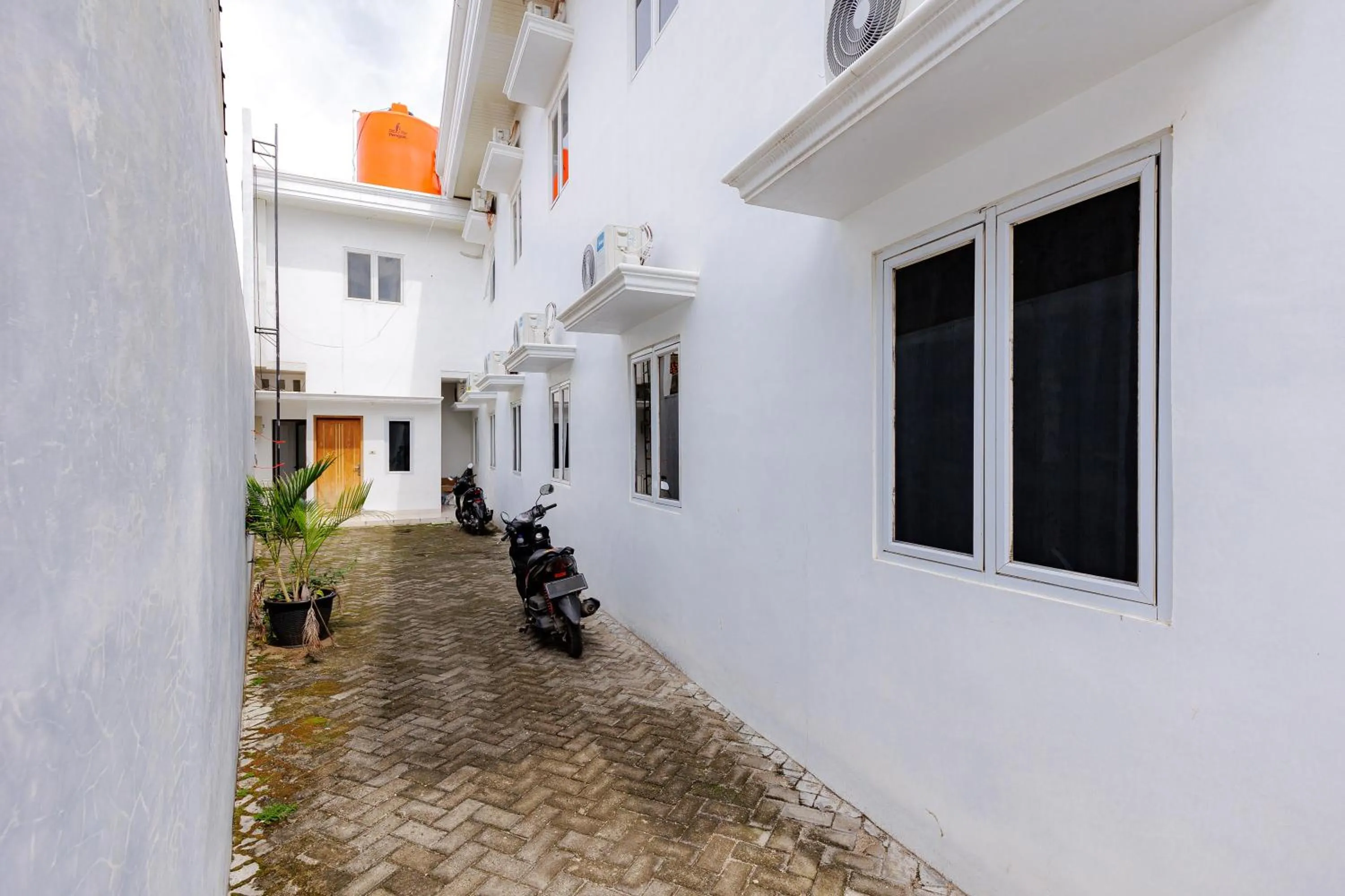 Property building in RedDoorz Syariah near Transmart Lampung