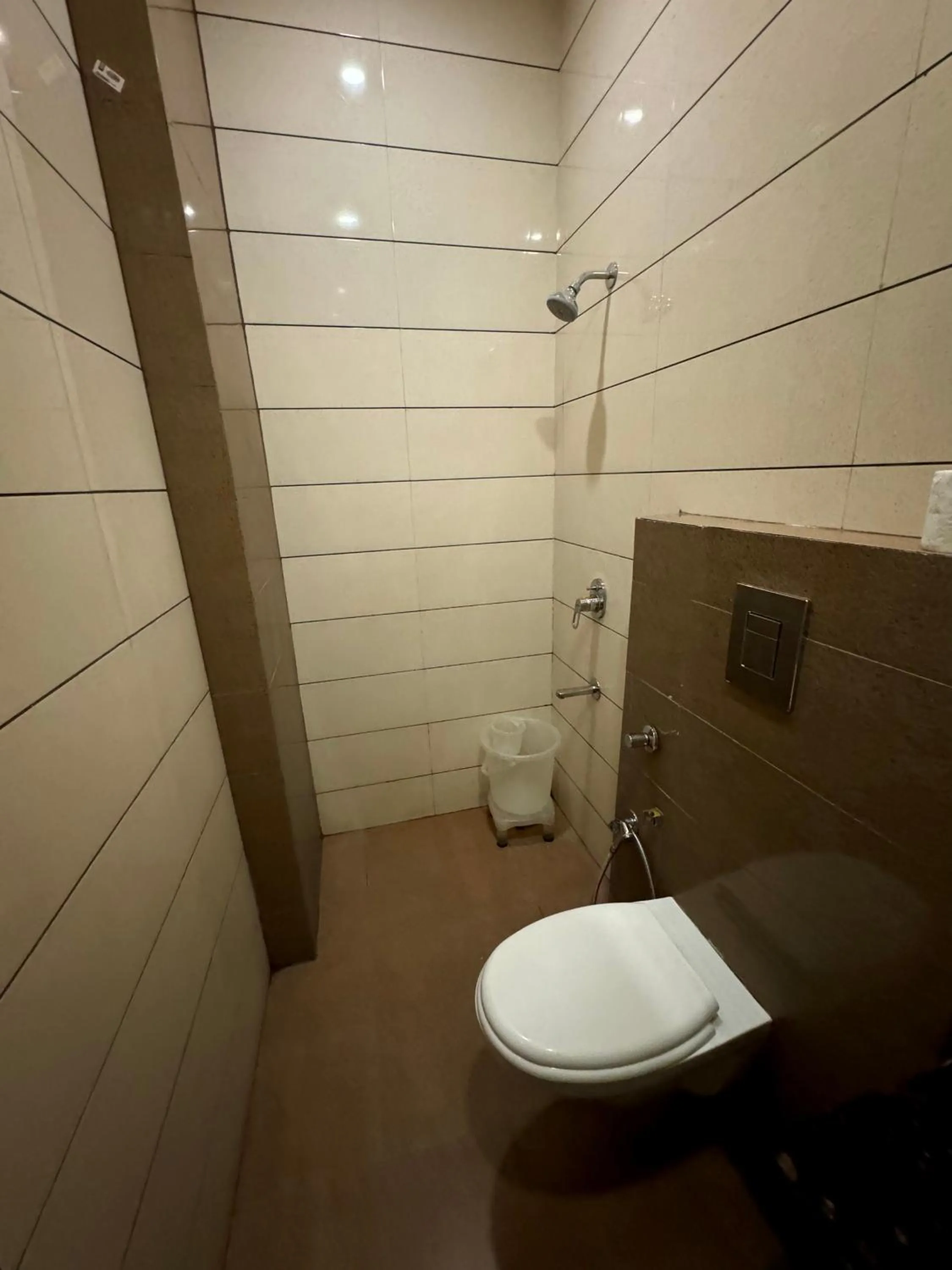 Bathroom in Hotel Heaven View - 50m From Golden Temple