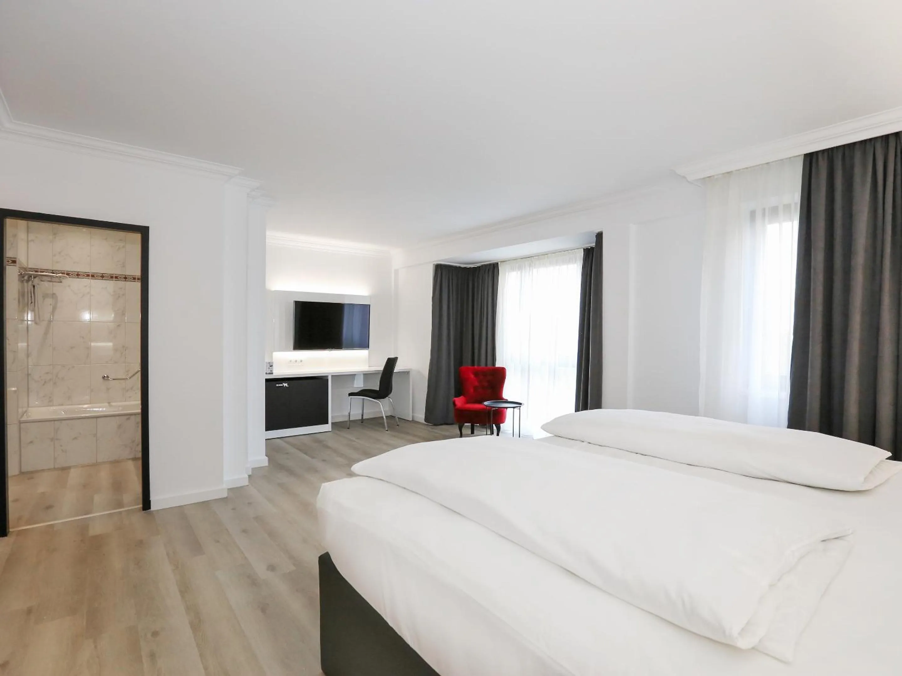 Photo of the whole room, Bed in DORMERO Hotel Meerbusch