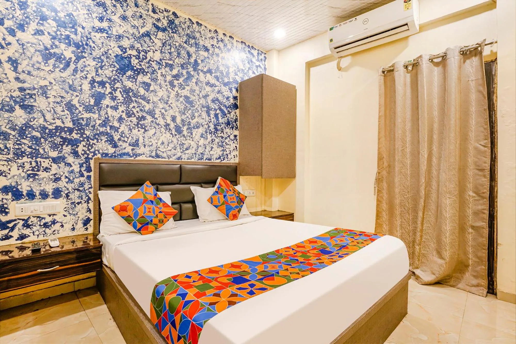 Bed in FabHotel The United - Nr Mumbai International Airport