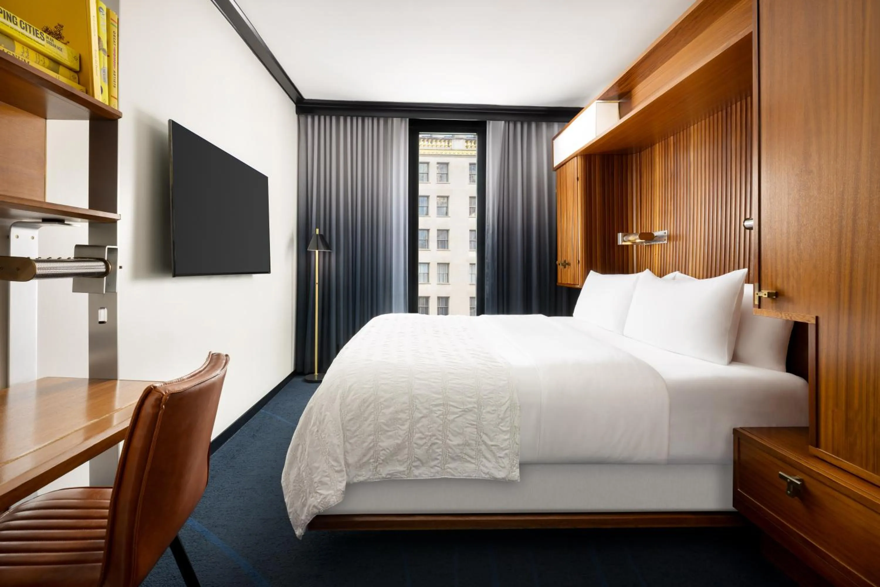 TV and multimedia, Bed in Le Meridien New York, Central Park