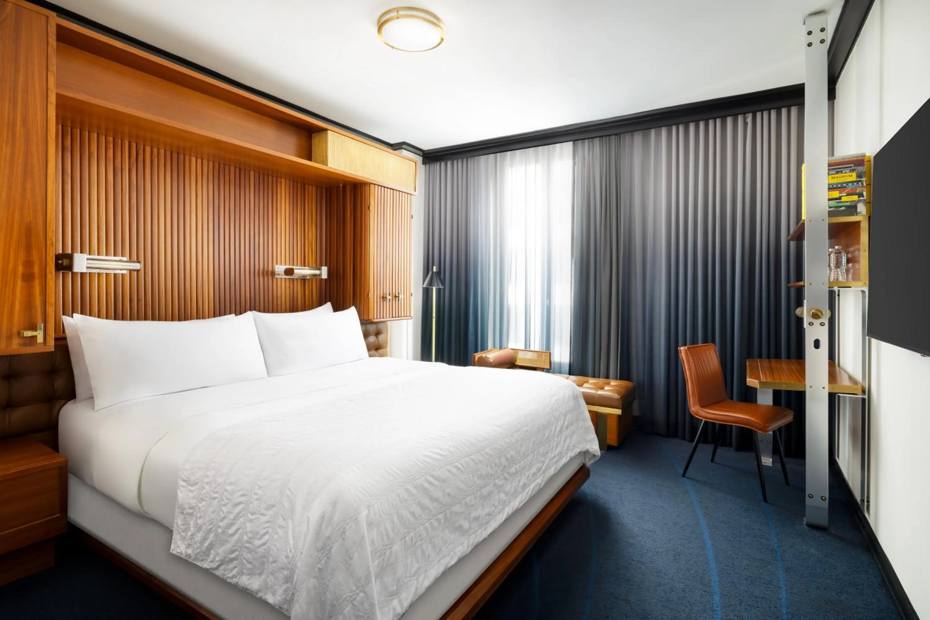 Bed in Le Meridien New York, Central Park