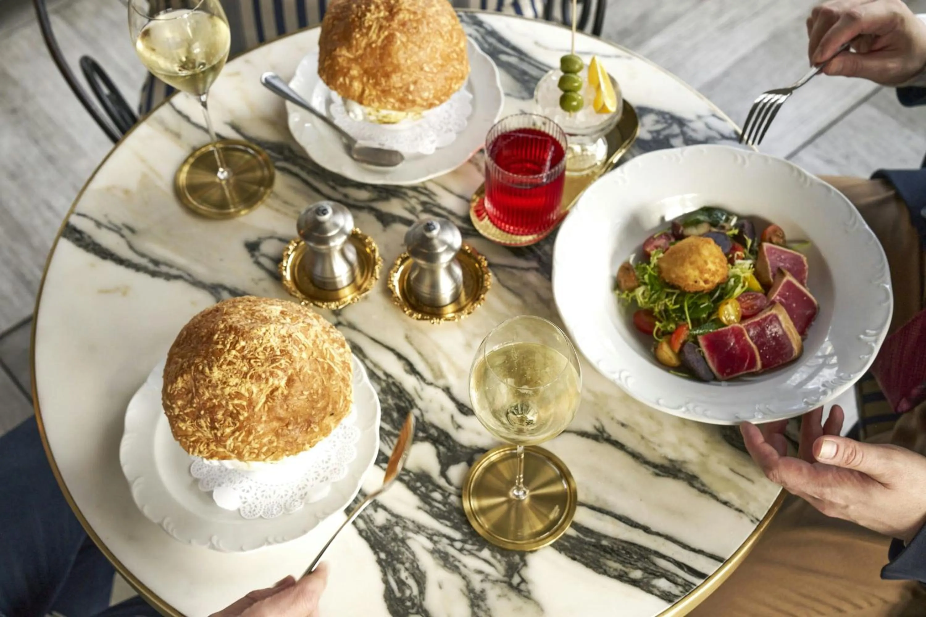 Restaurant/places to eat in Le Meridien New York, Central Park