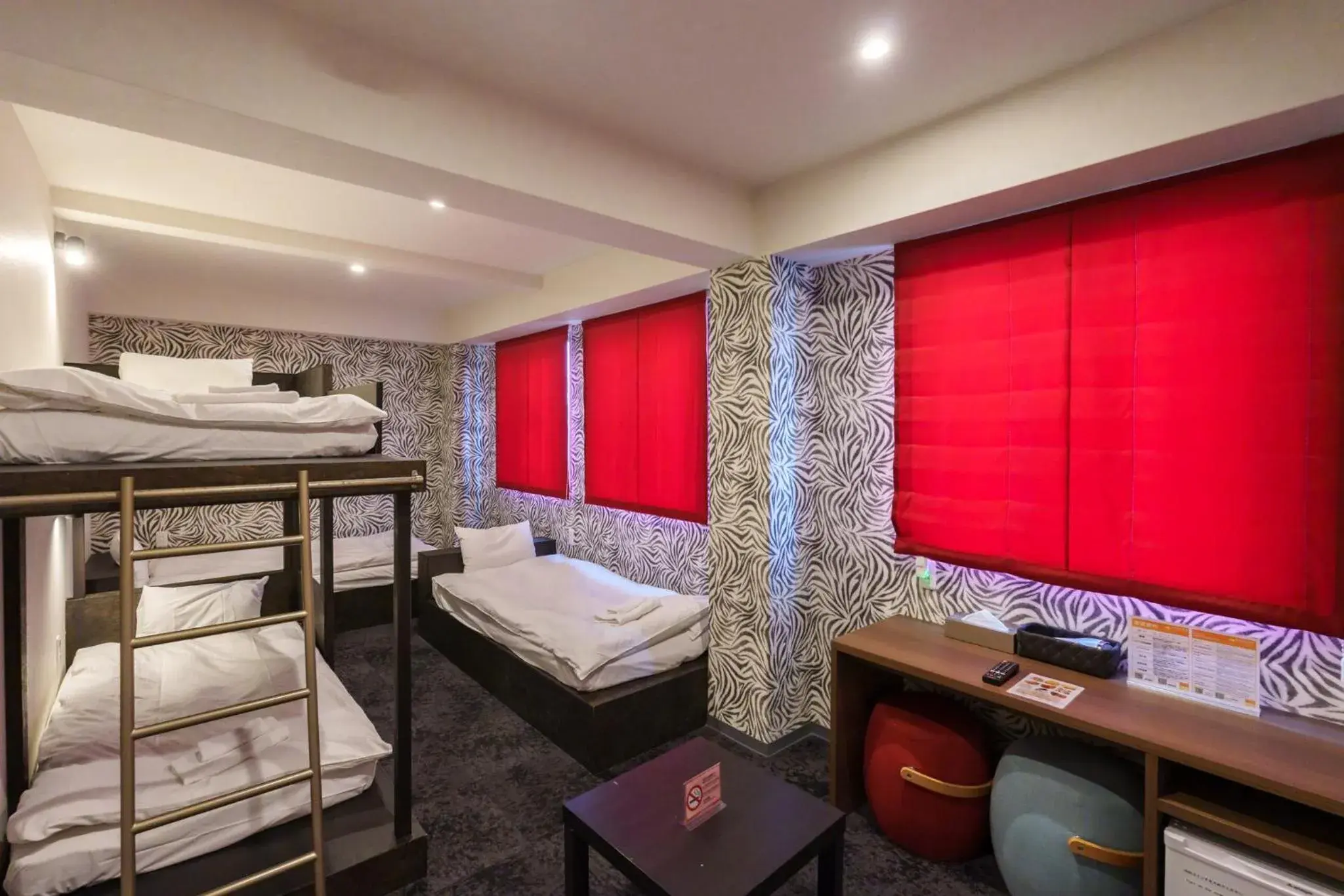 Quadruple Room with Shower in BAKURO - DOYANEN HOTELs Quadruple Room with Shower in BAKURO - DOYANEN HOTELs