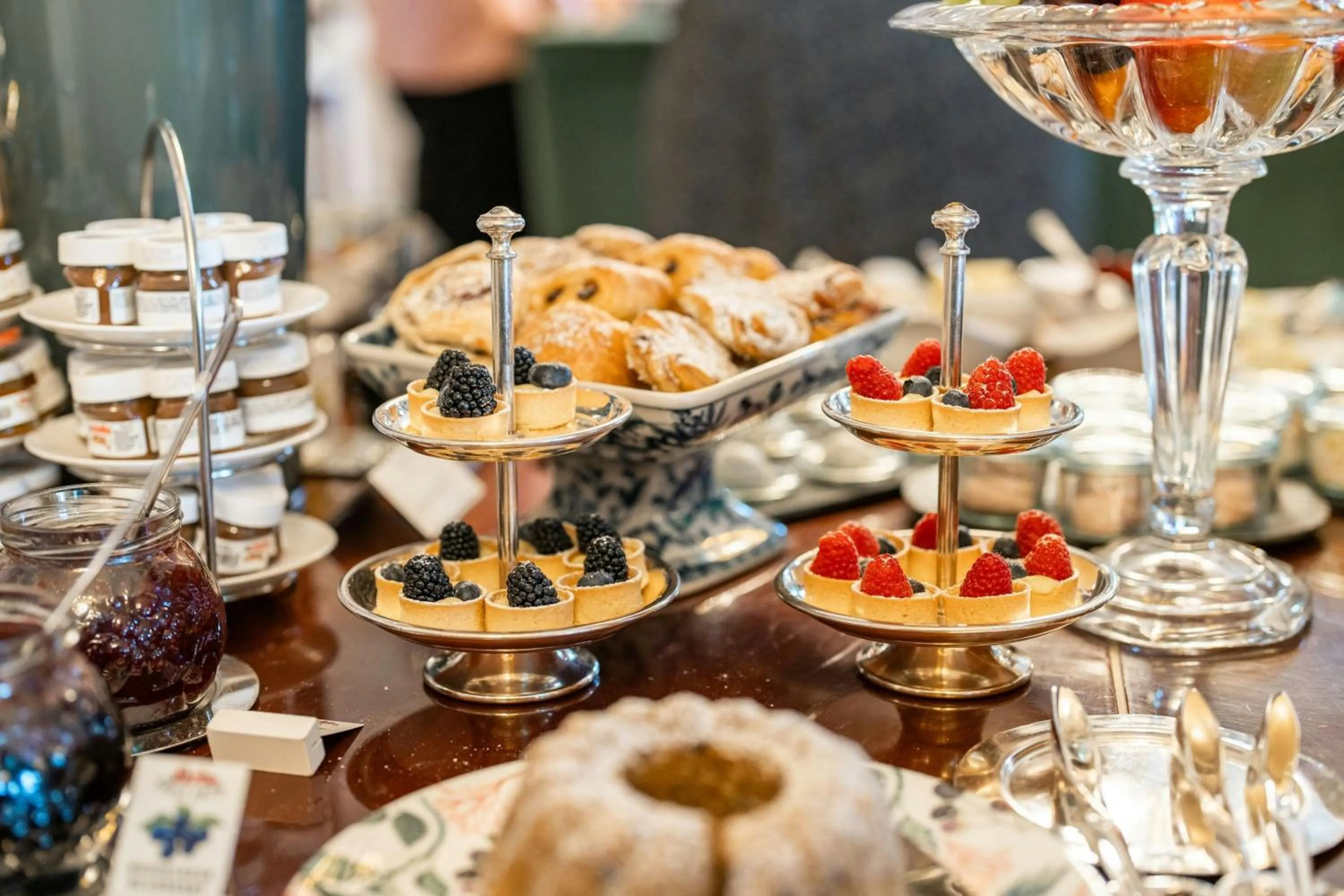 Breakfast in Louis C Jacob, Hamburg, Autograph Collection