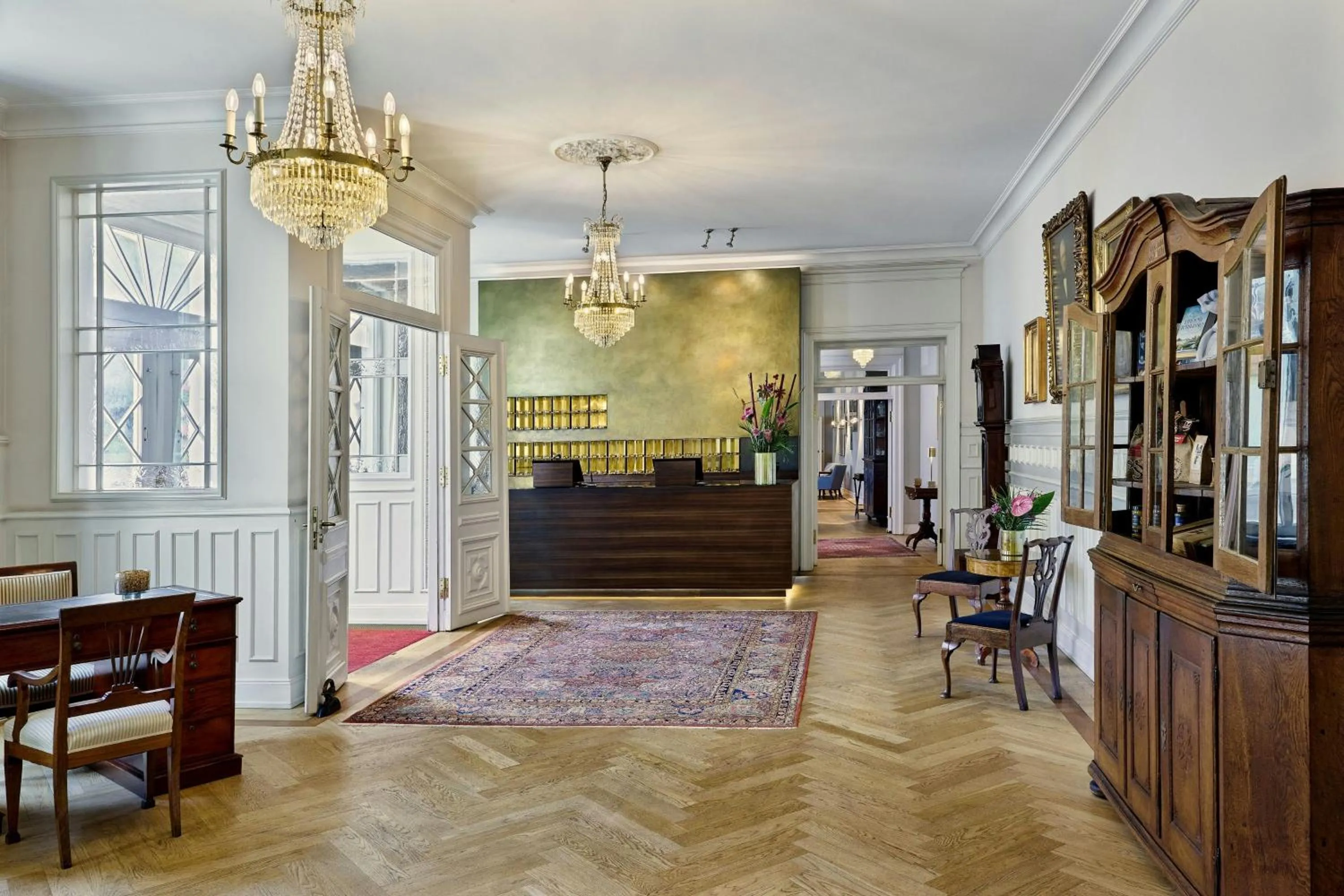 Lobby or reception in Louis C Jacob, Hamburg, Autograph Collection