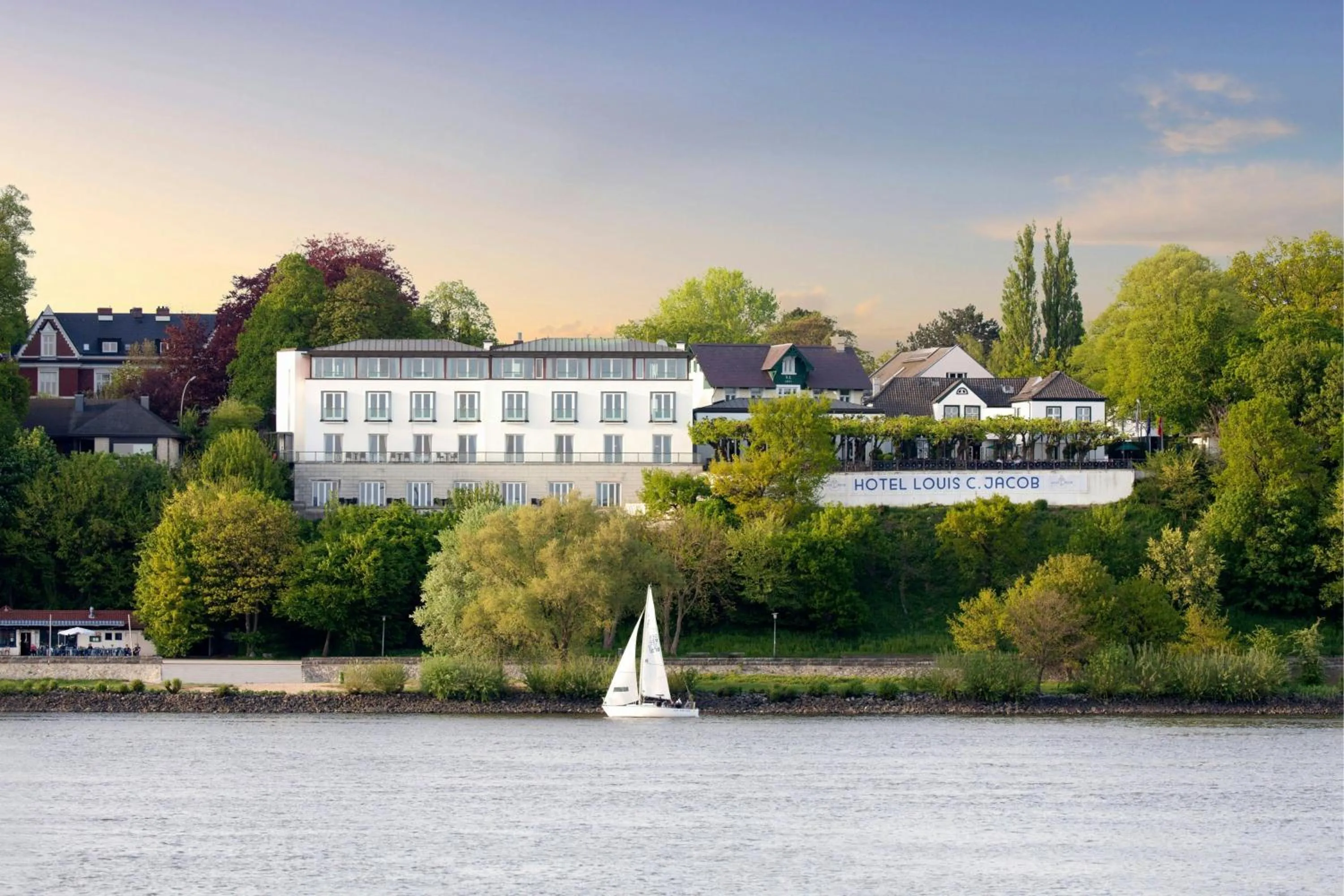 Property building in Louis C Jacob, Hamburg, Autograph Collection