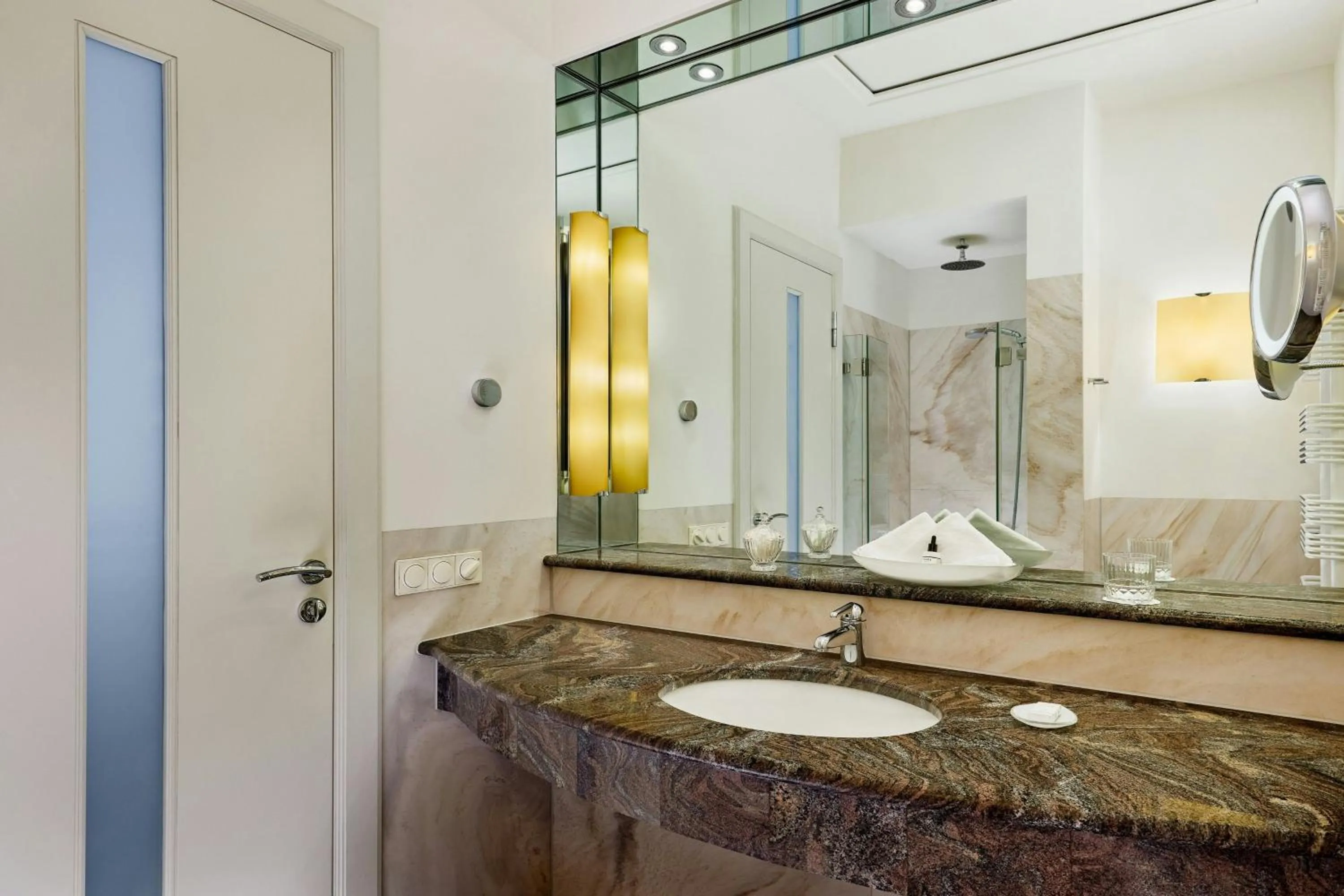 Bathroom in Louis C Jacob, Hamburg, Autograph Collection