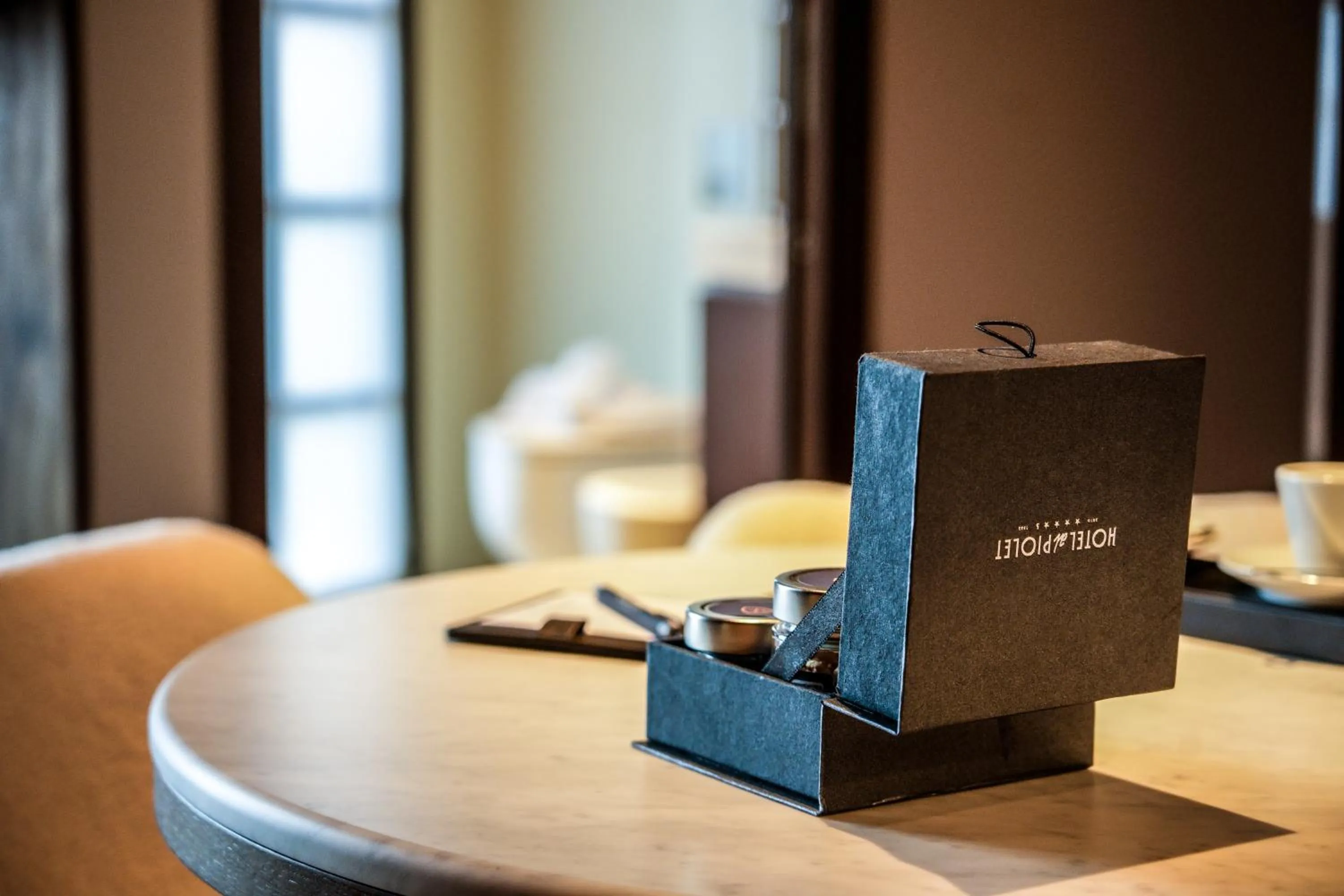 furniture in Hotel al Piolet