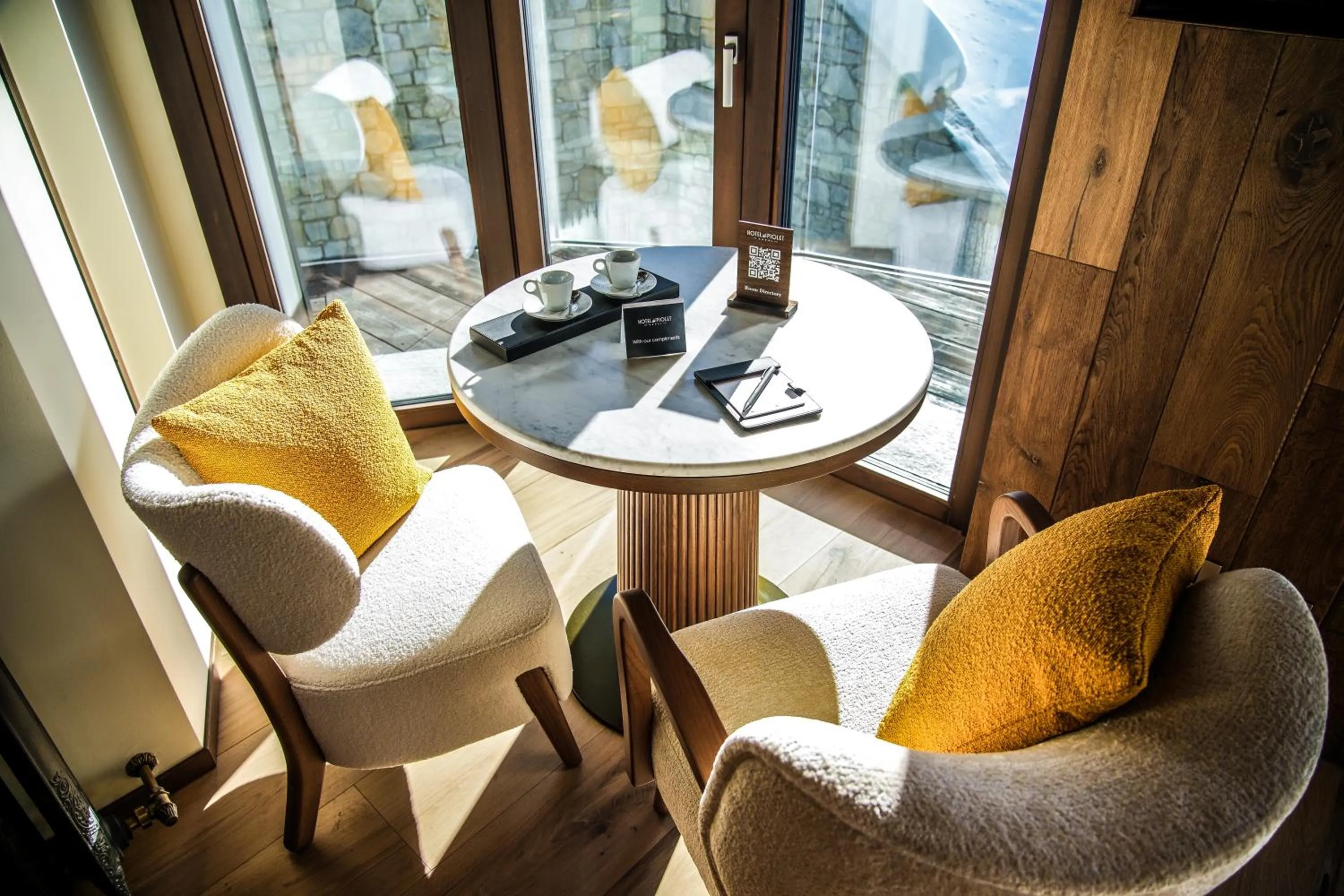 furniture in Hotel al Piolet