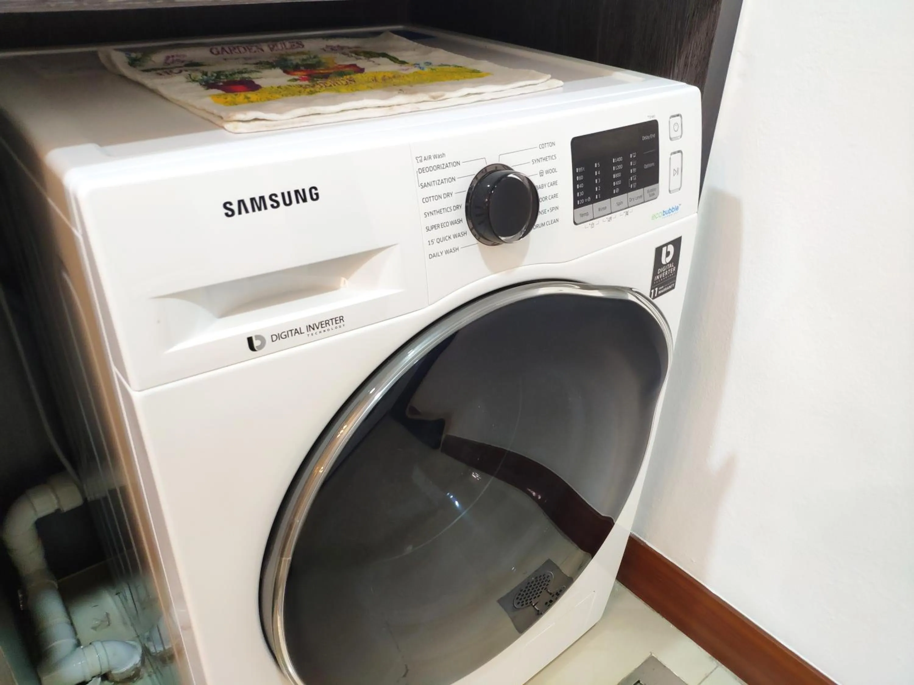 washing machine in Parkview KLCC by Salaam Suites, 4 pax