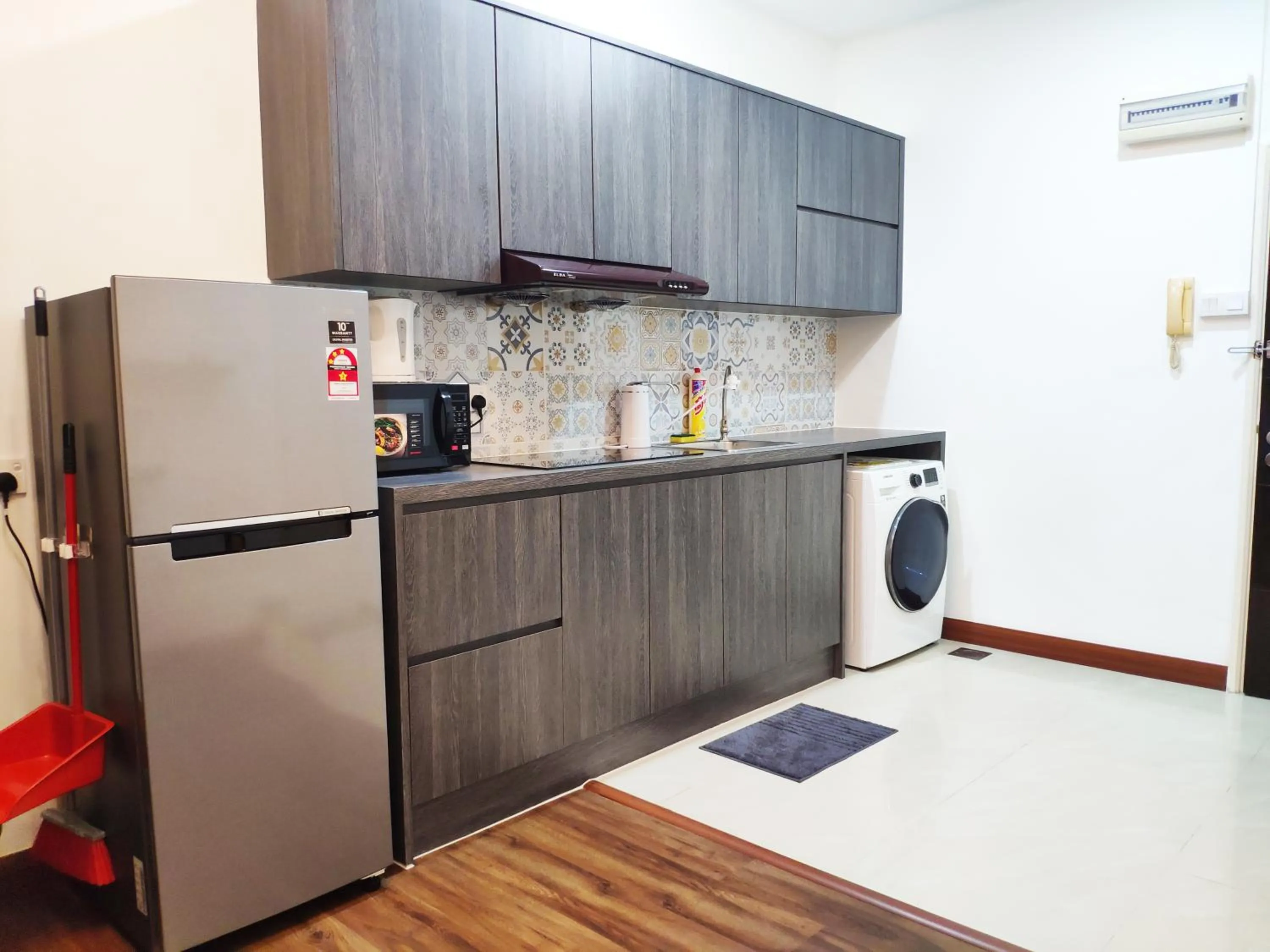 Kitchen or kitchenette in Parkview KLCC by Salaam Suites, 4 pax