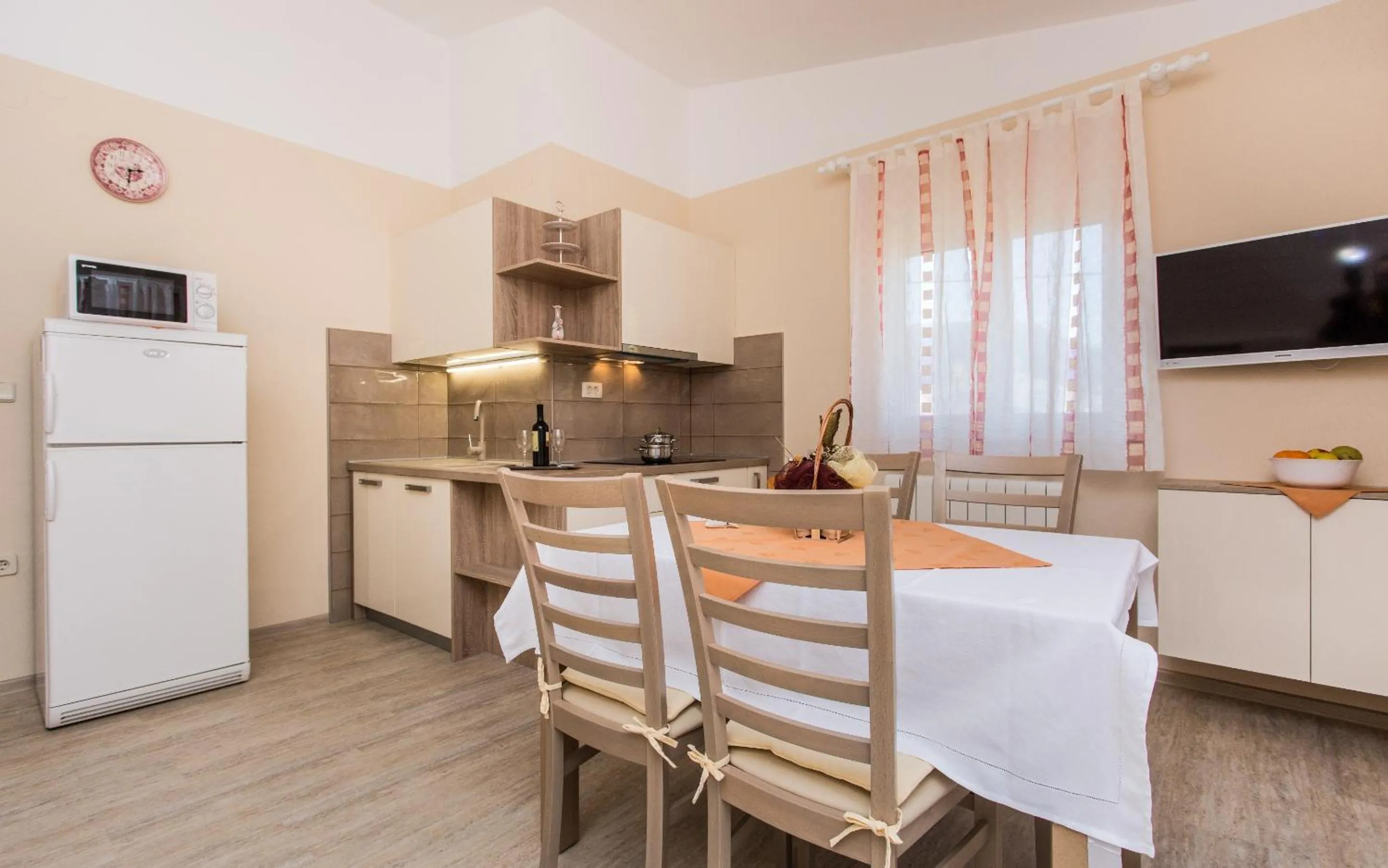 Kitchen or kitchenette in Apartments Polonijo