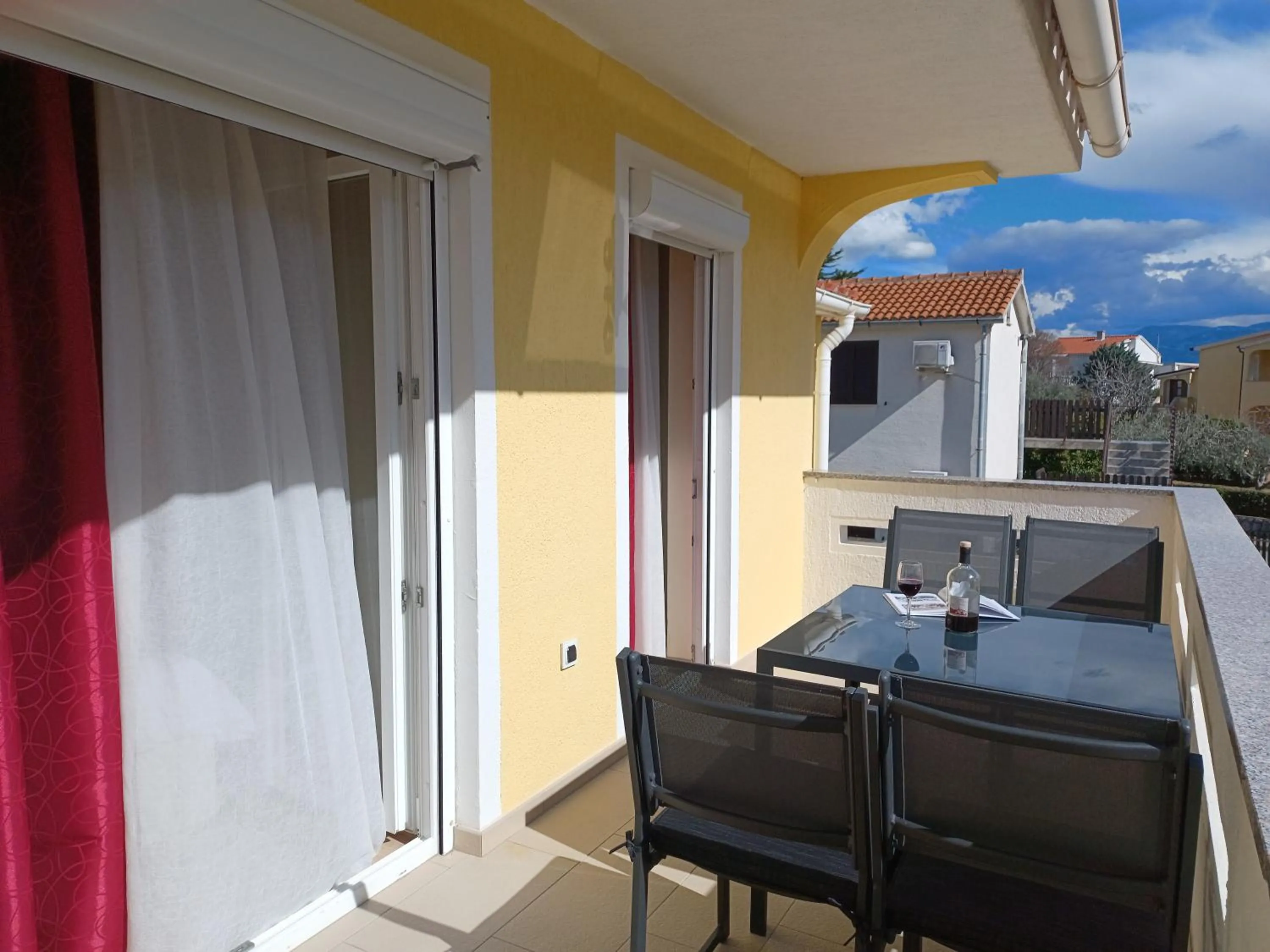 Property building in Apartments Polonijo
