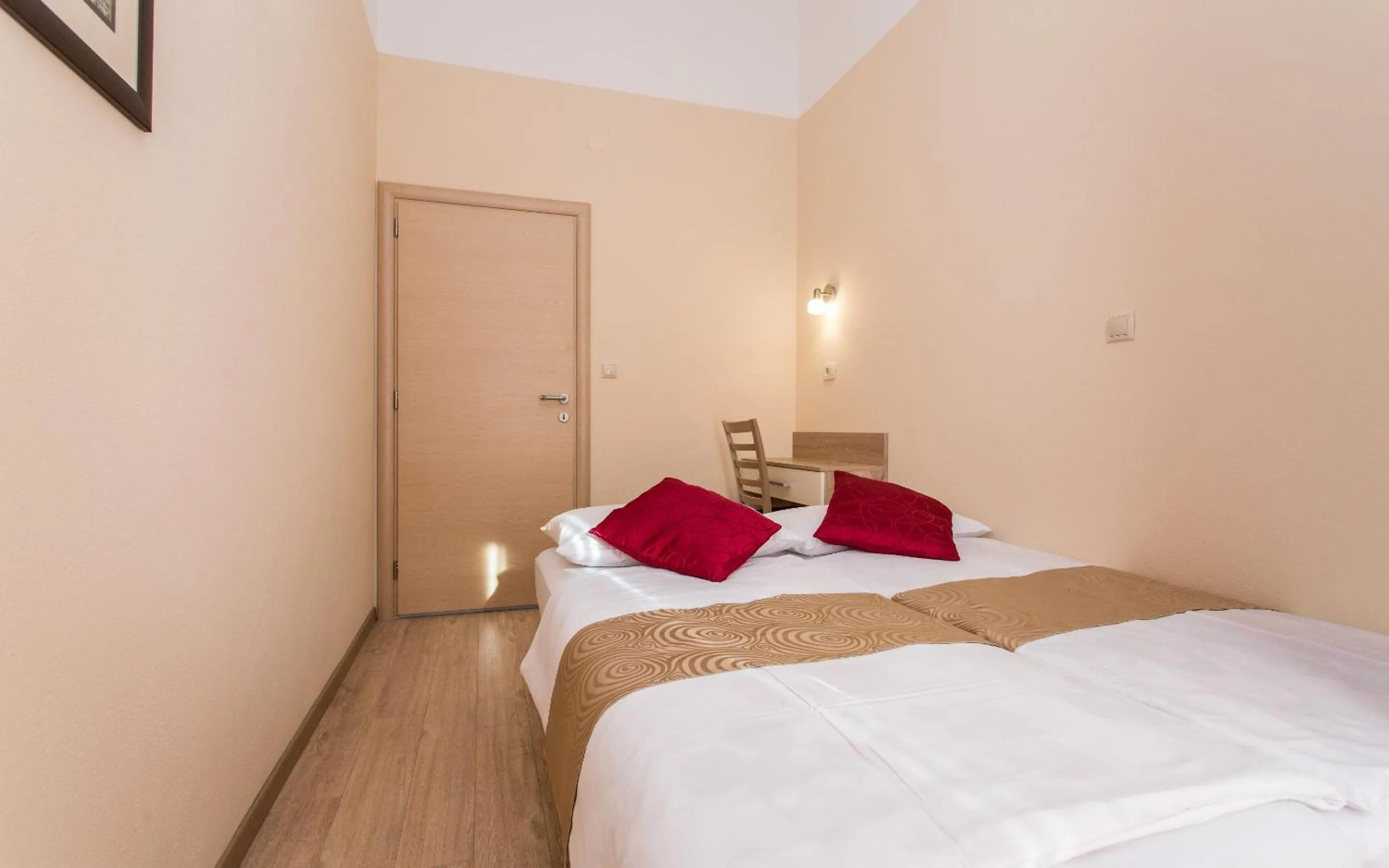 Bedroom, Bed in Apartments Polonijo