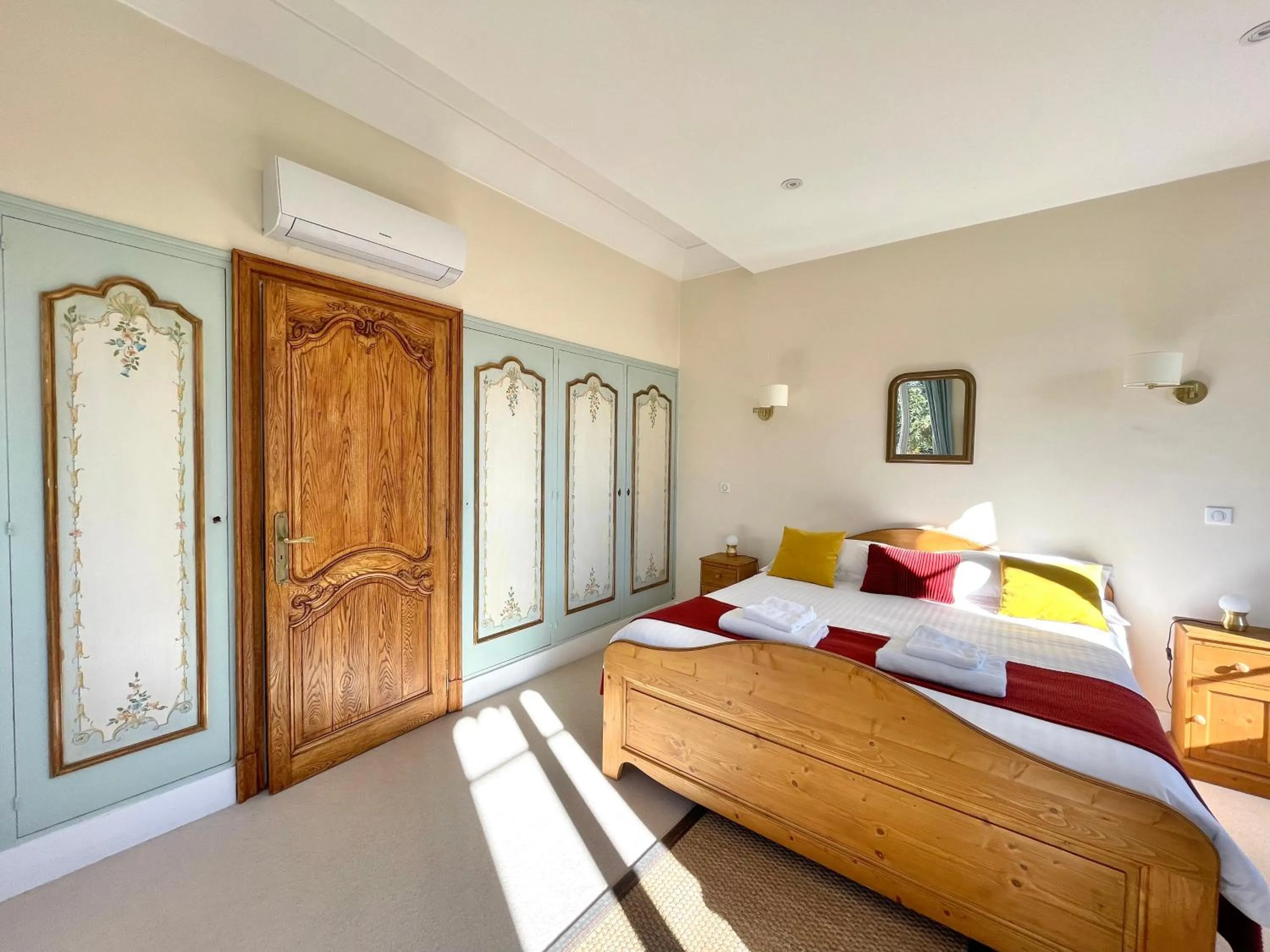 Bed in La Mélanotte