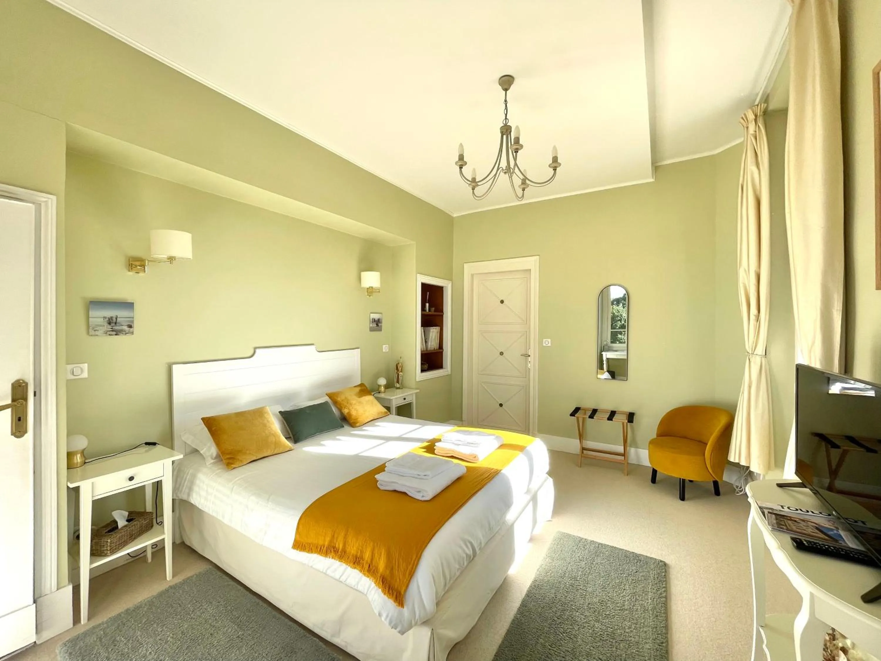 Bed in La Mélanotte