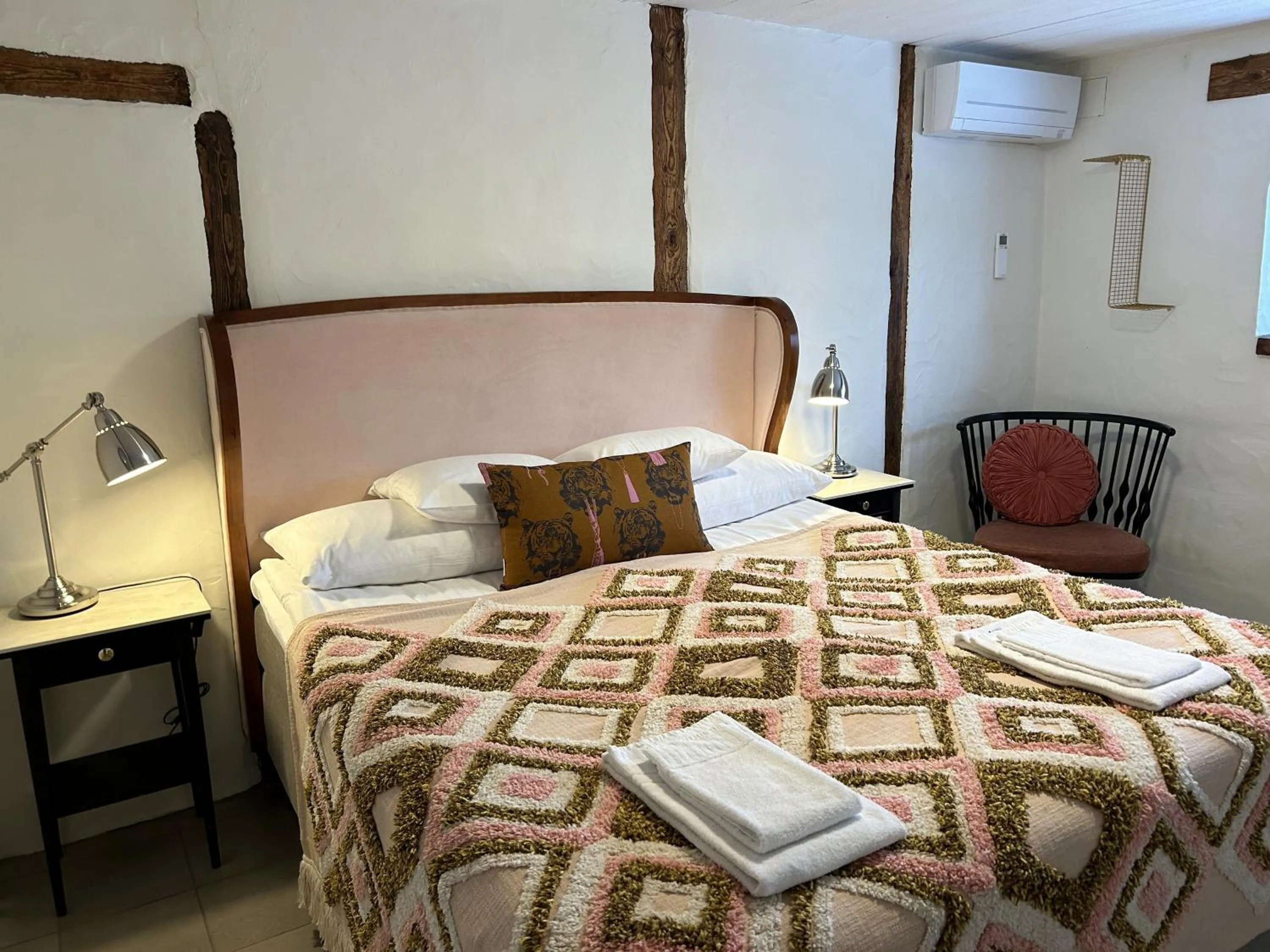 Bed in Halmstad Gårdshotell