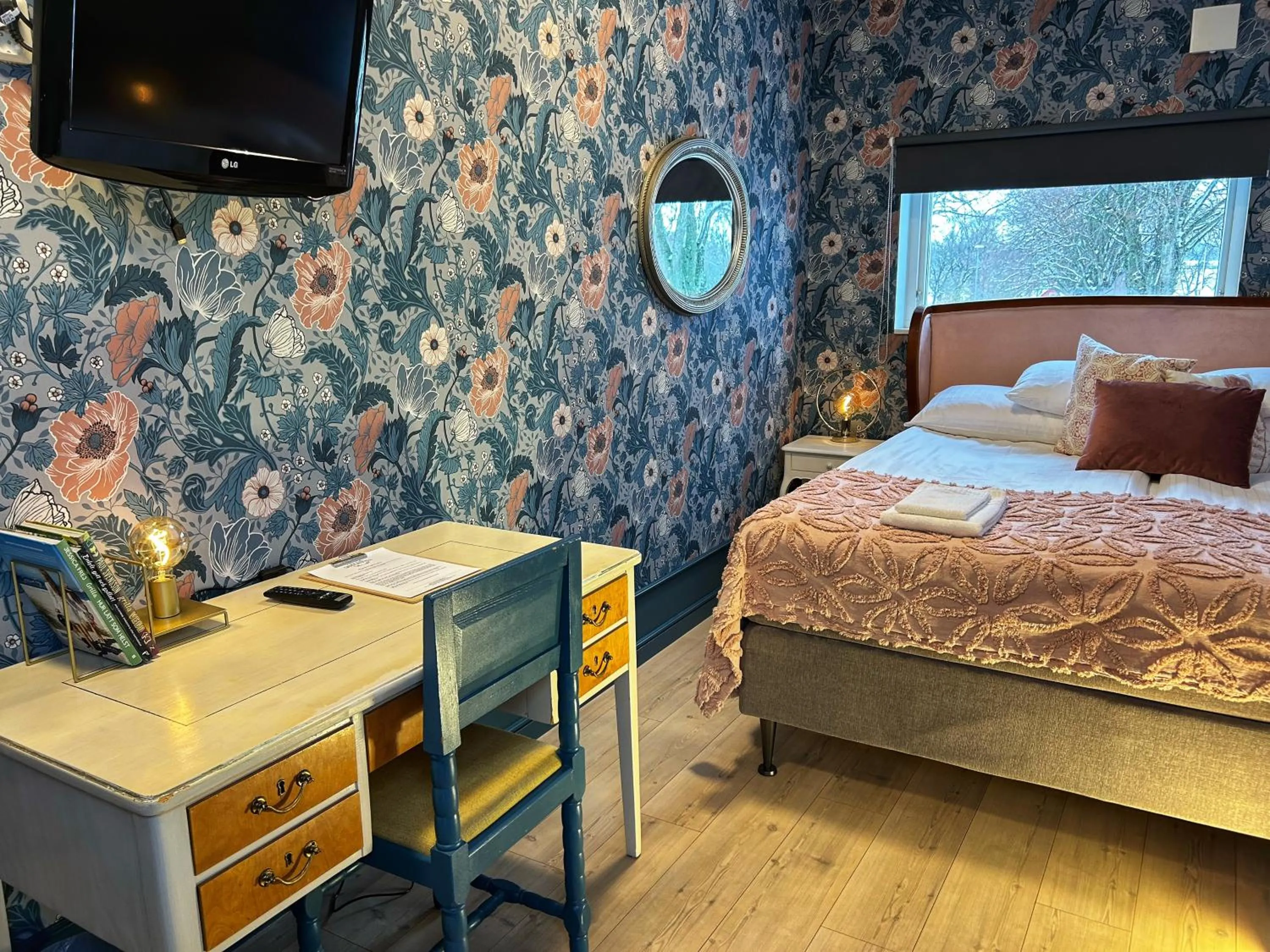 Bed in Halmstad Gårdshotell