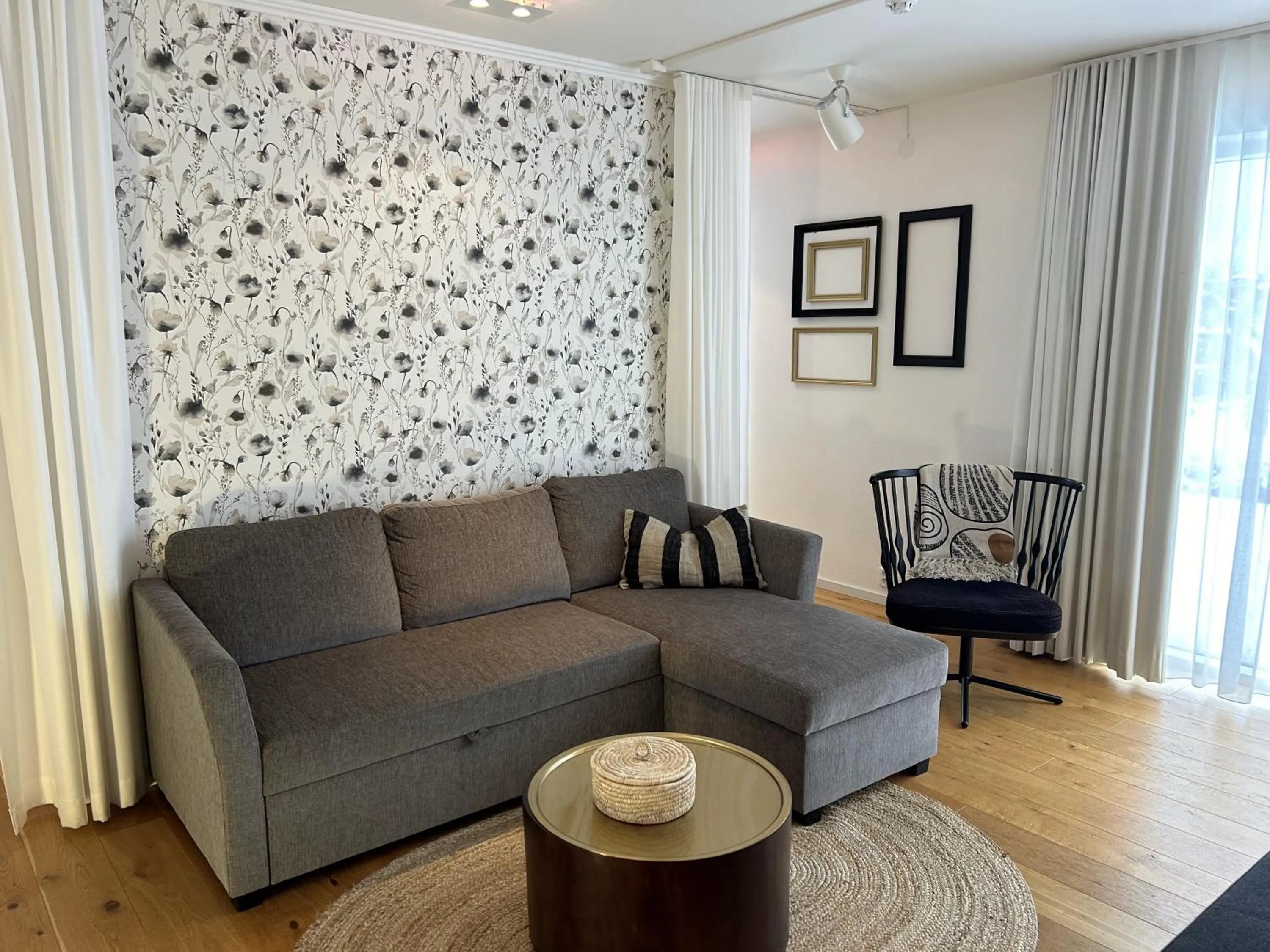 Living room in Halmstad Gårdshotell