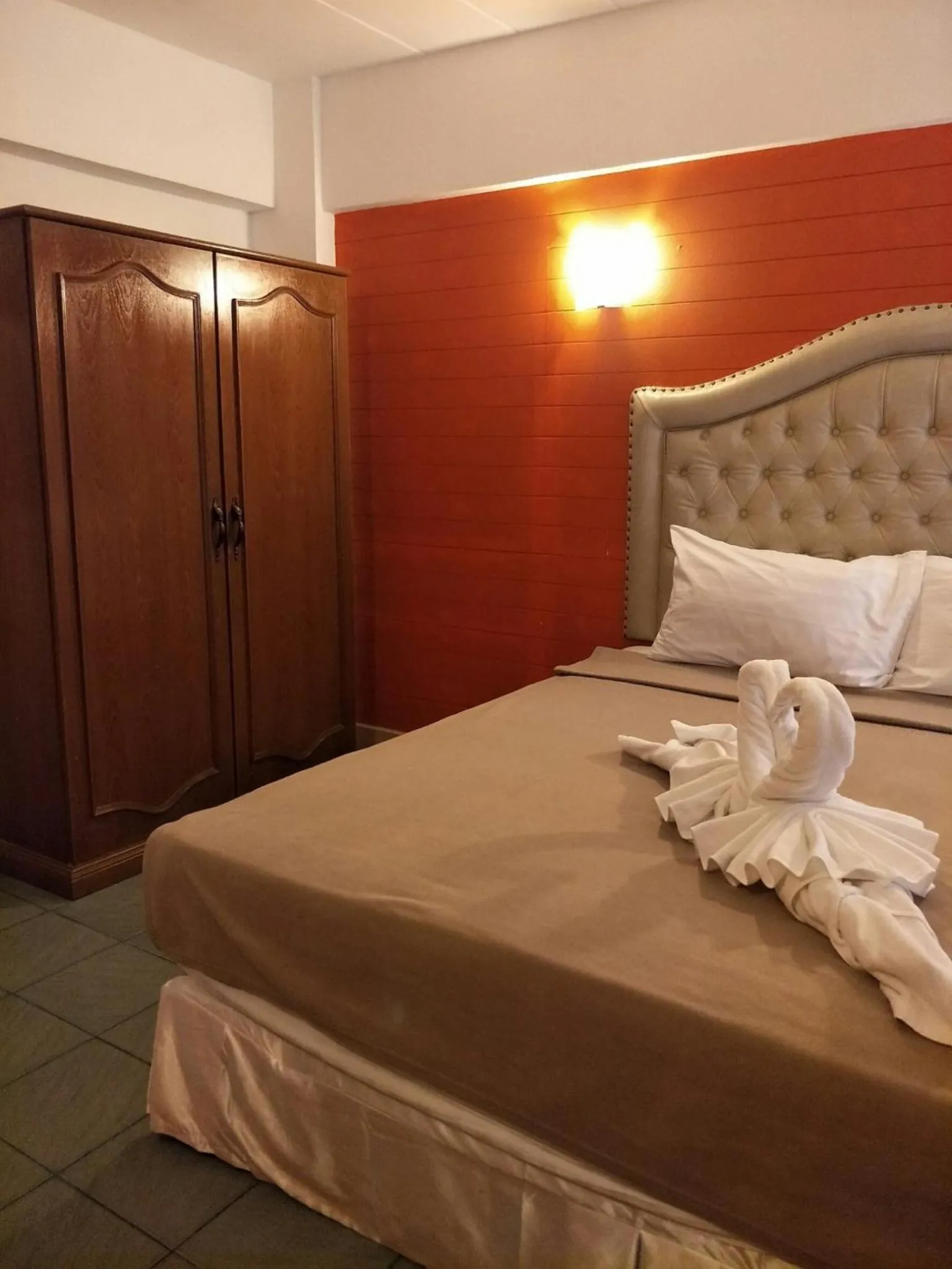 Bed in @42 Residence