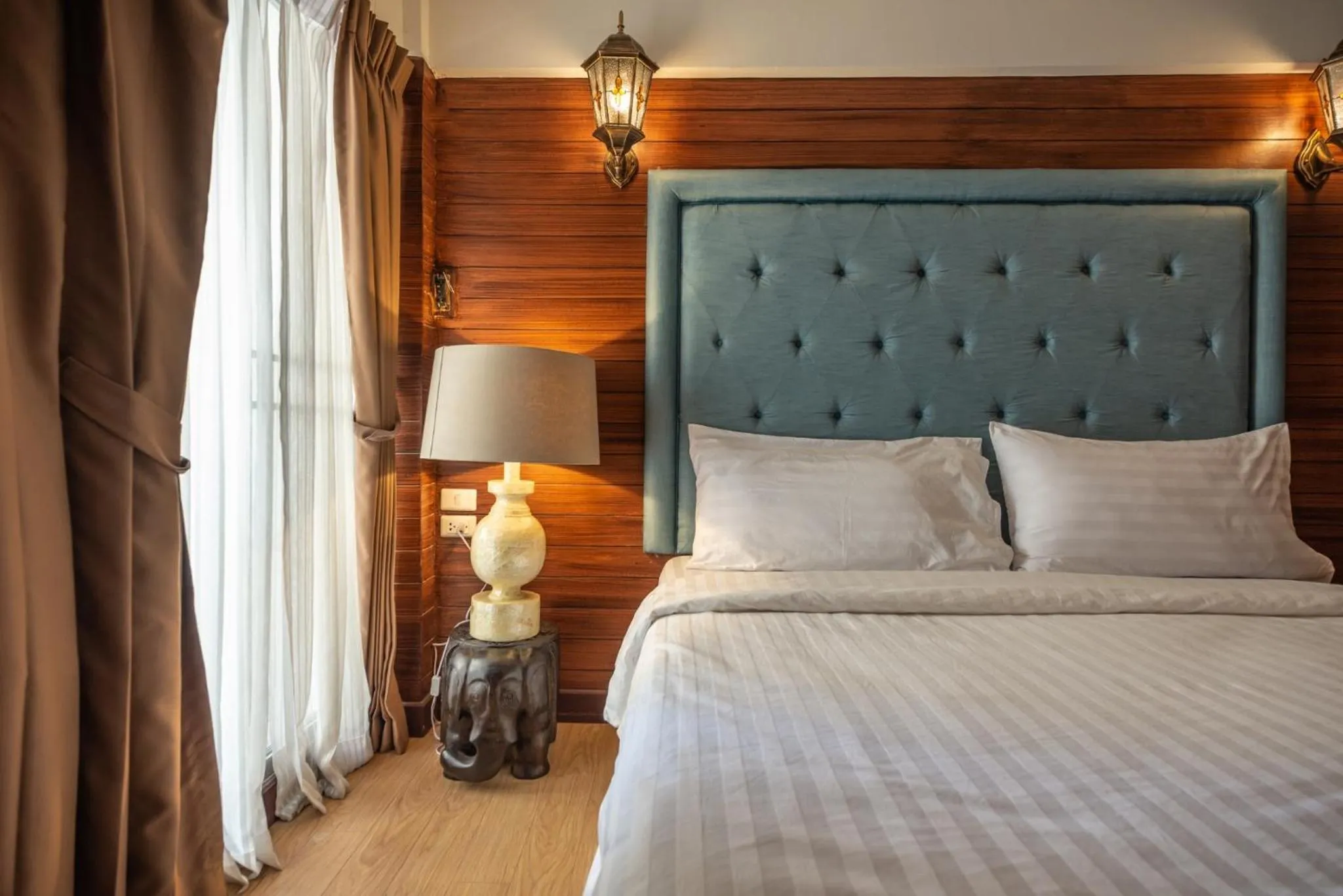 Bed in @42 Residence