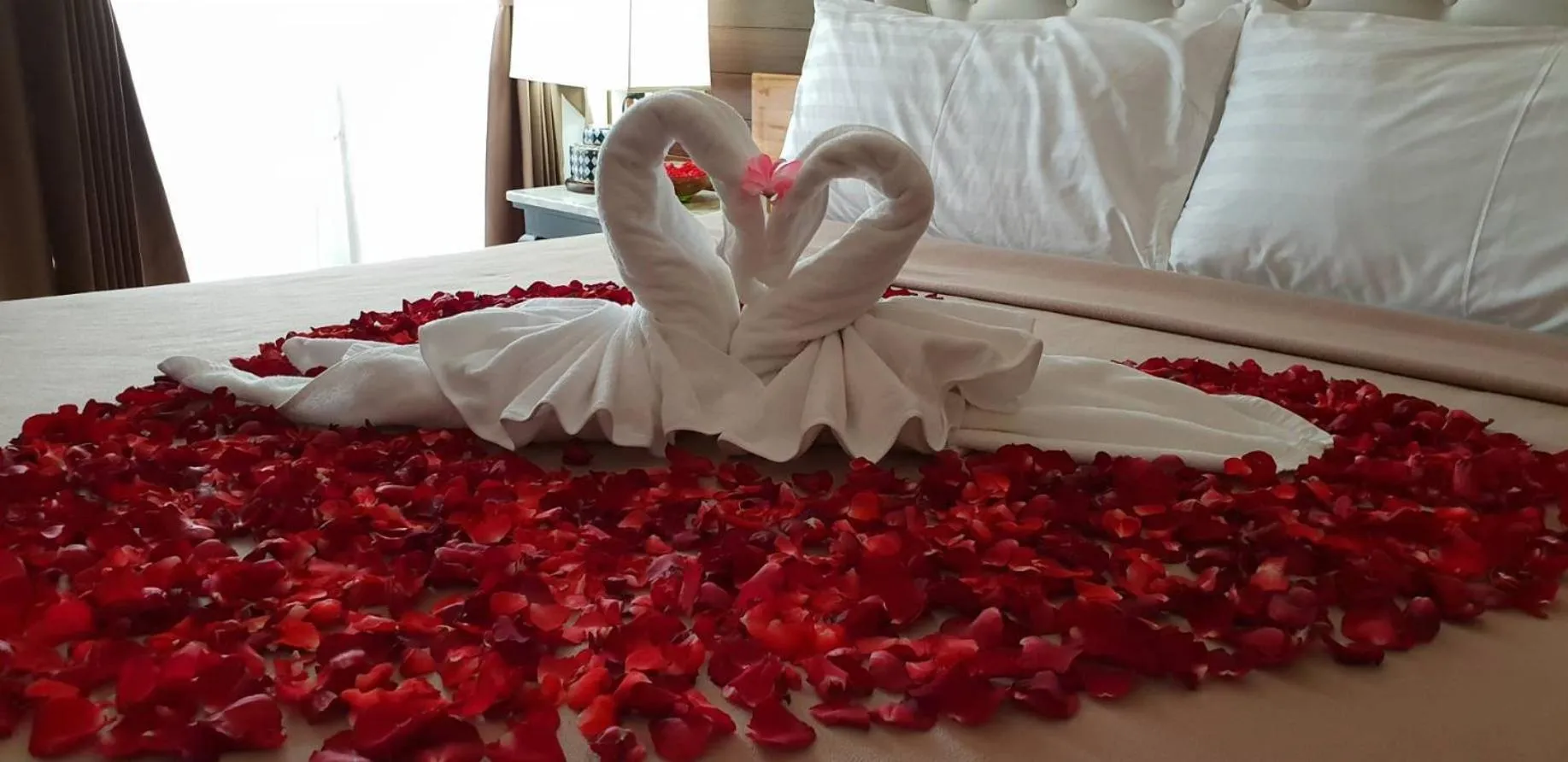 Bed in @42 Residence