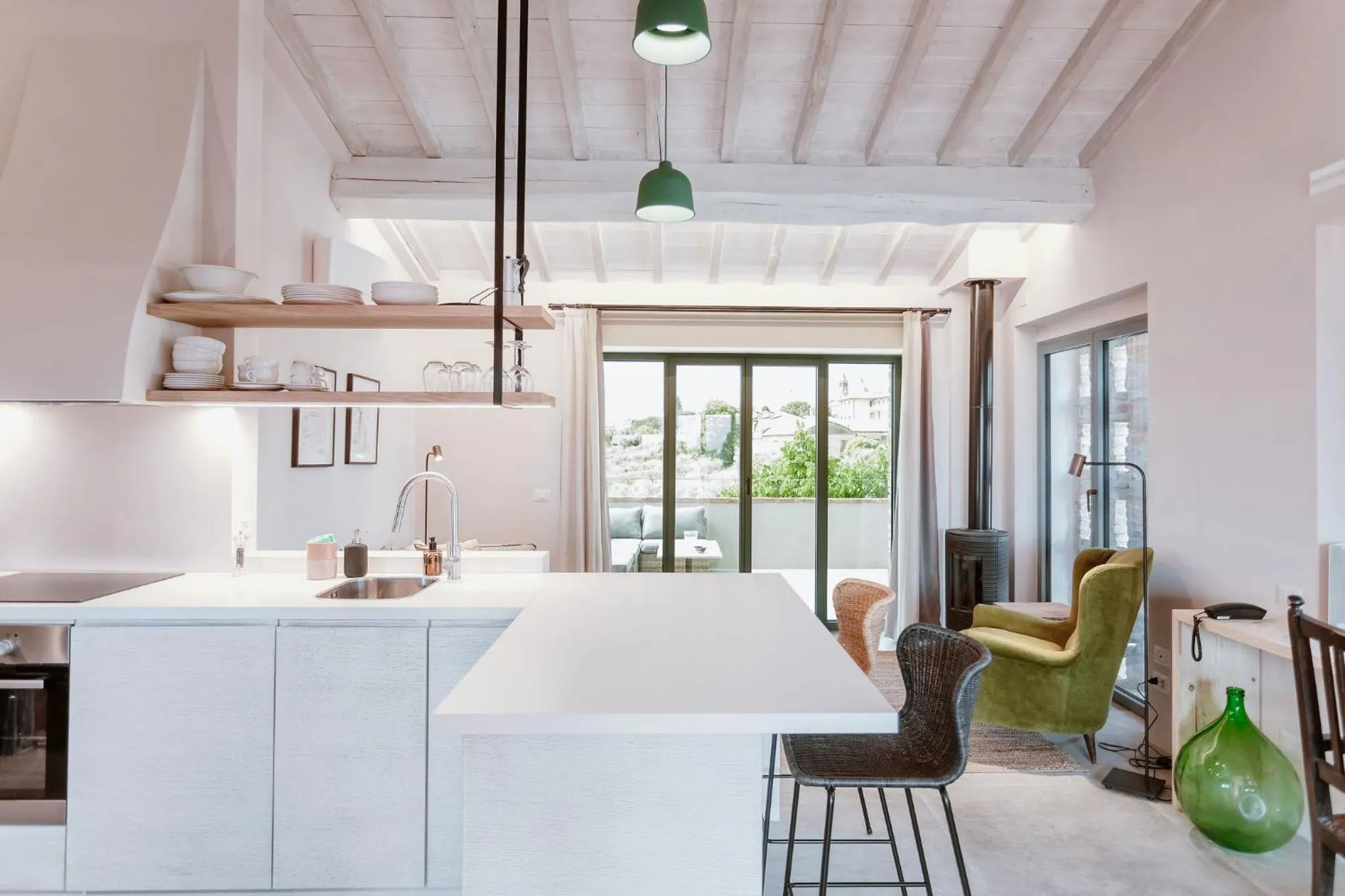 Kitchen or kitchenette in Borgo 69 Villas & Suites