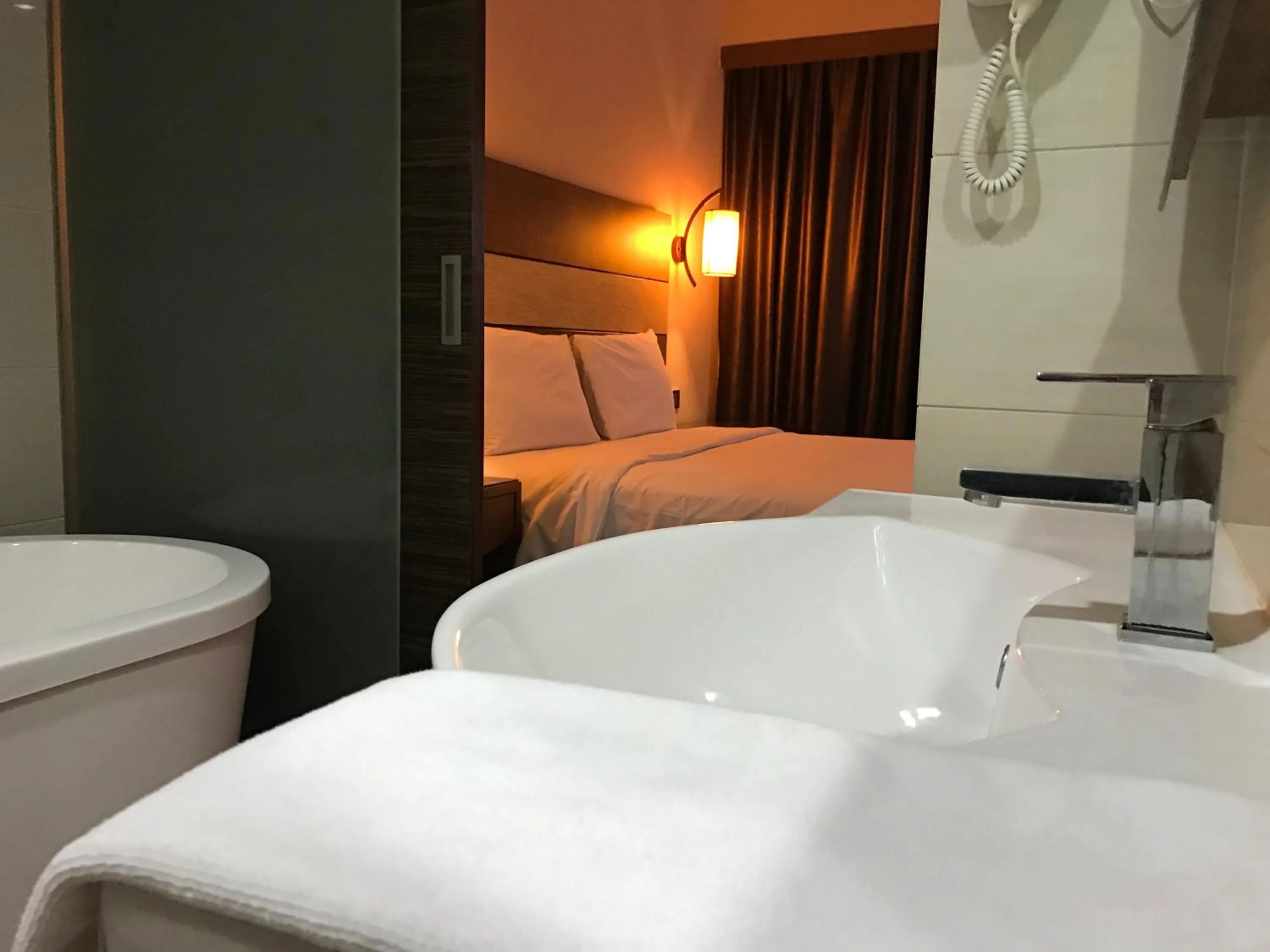 Bedroom, Bed in Sento Hotel