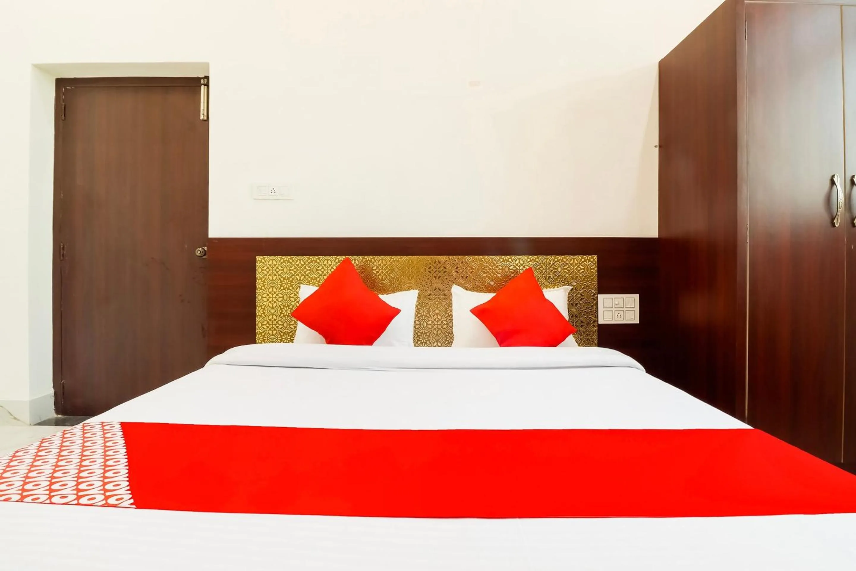 Bedroom in Hotel O Subham Residency