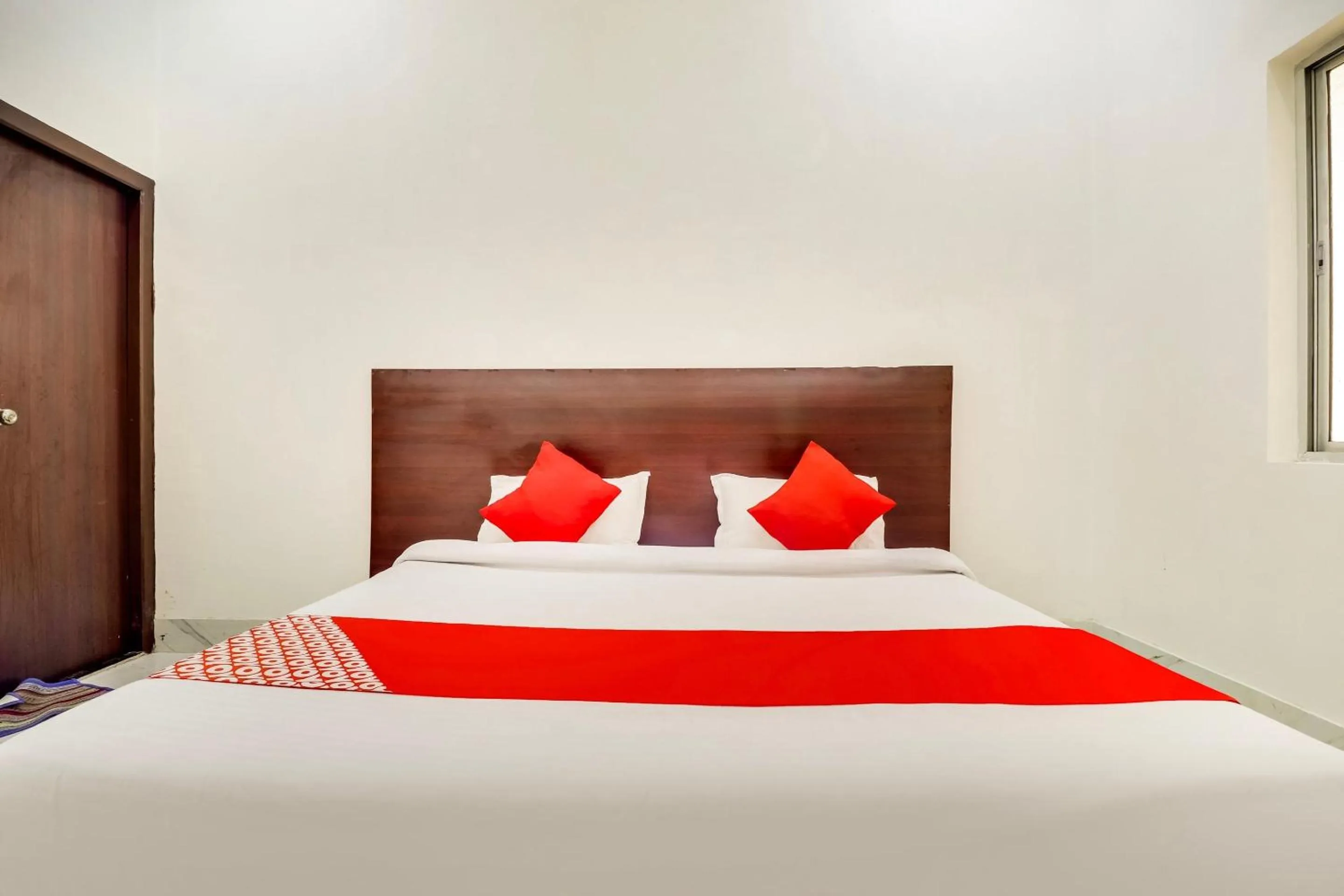 Bedroom in Hotel O Subham Residency