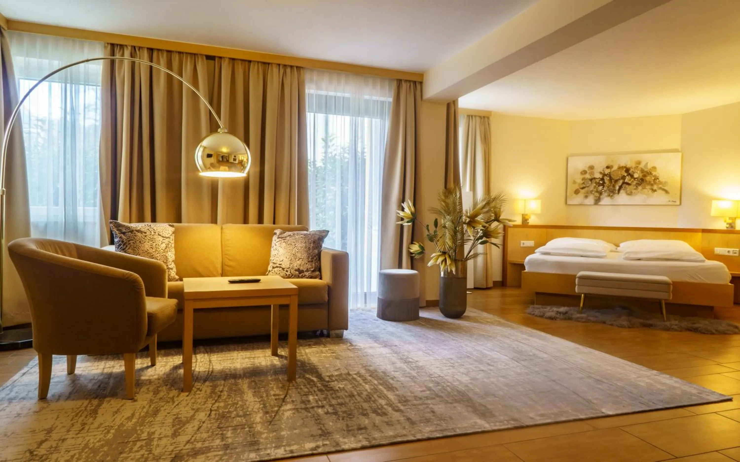 Photo of the whole room, Bed in Hotel-Restaurant Gollner