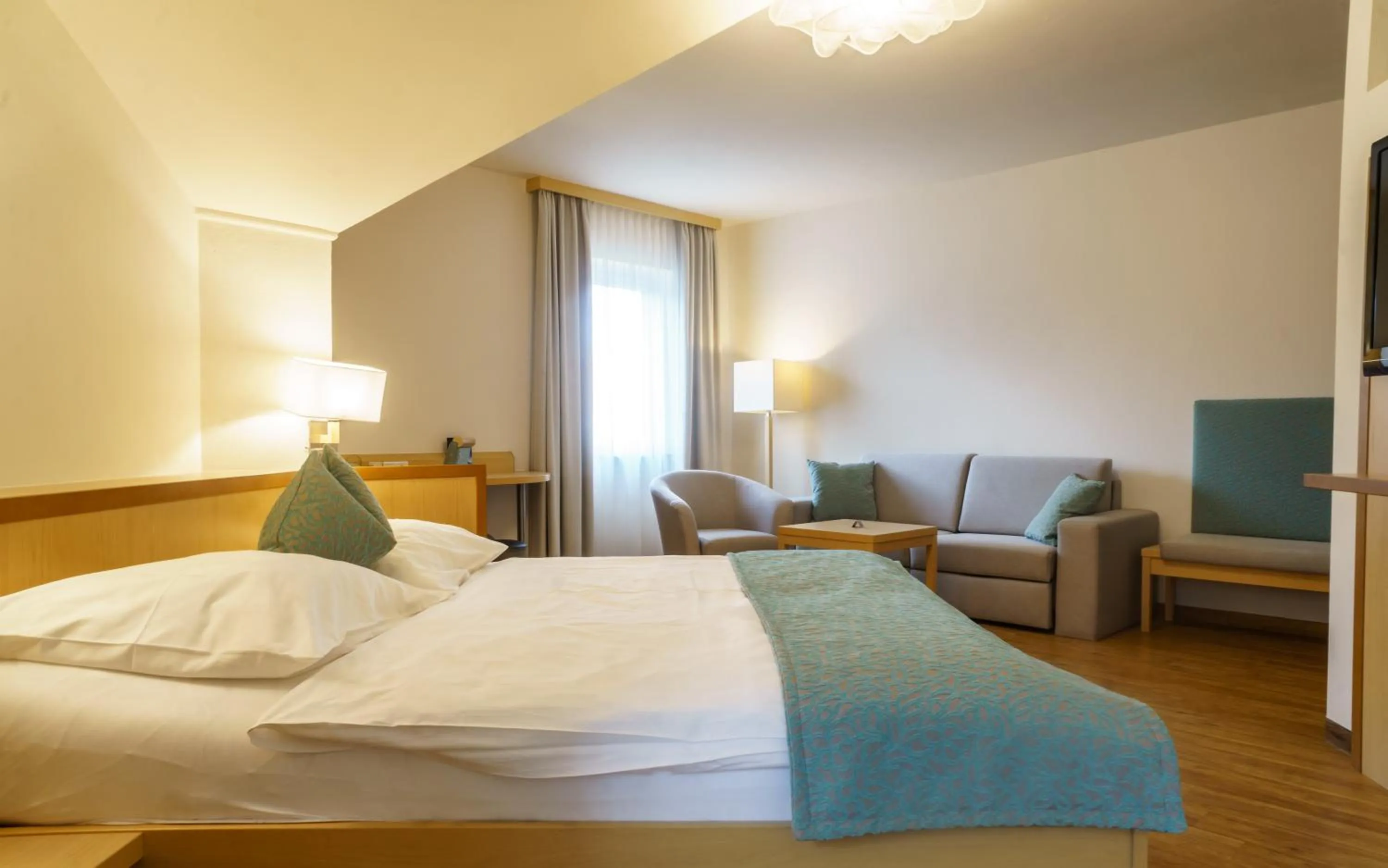 Photo of the whole room, Bed in Hotel-Restaurant Gollner