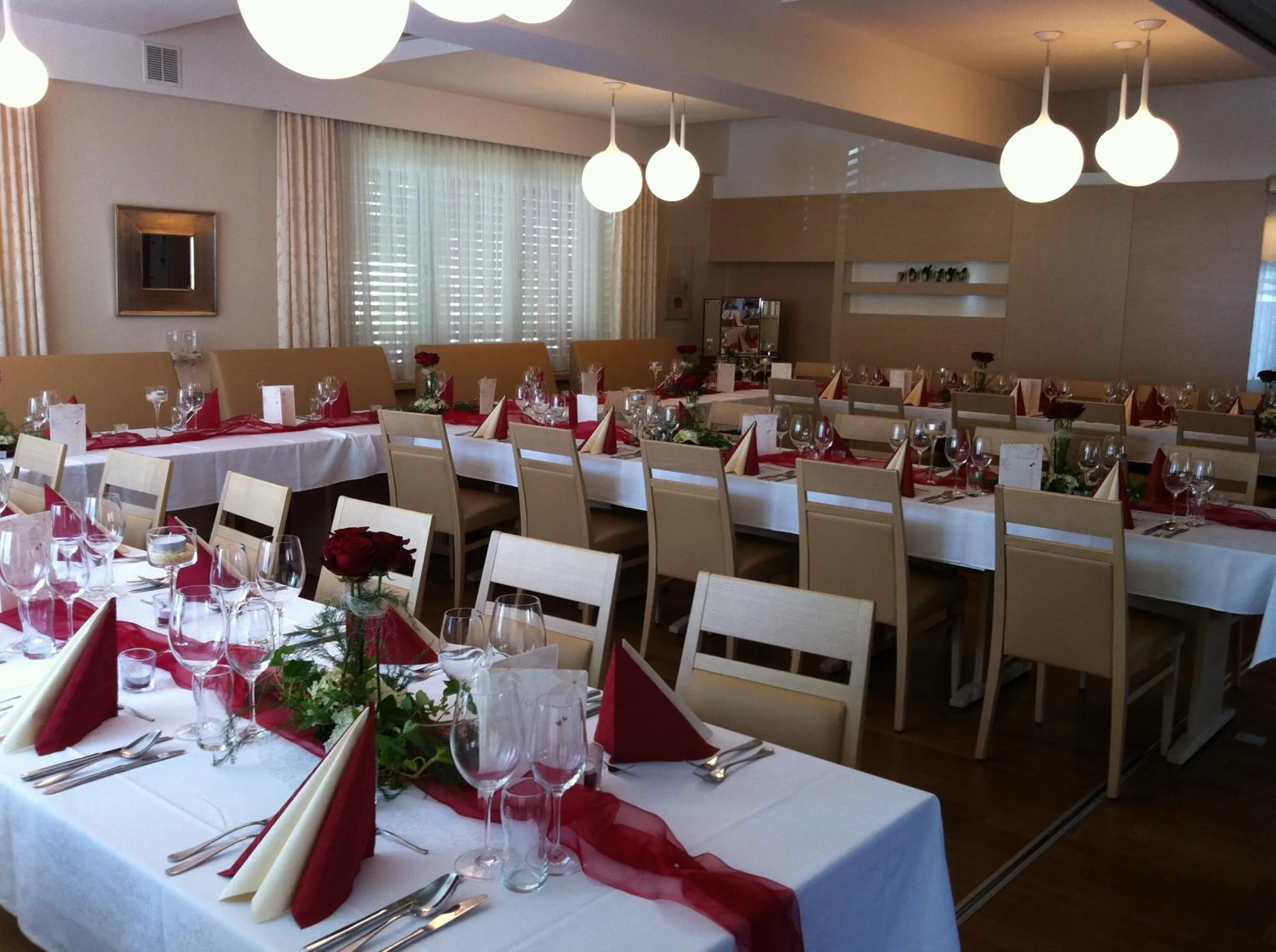 Restaurant/places to eat in Hotel-Restaurant Gollner