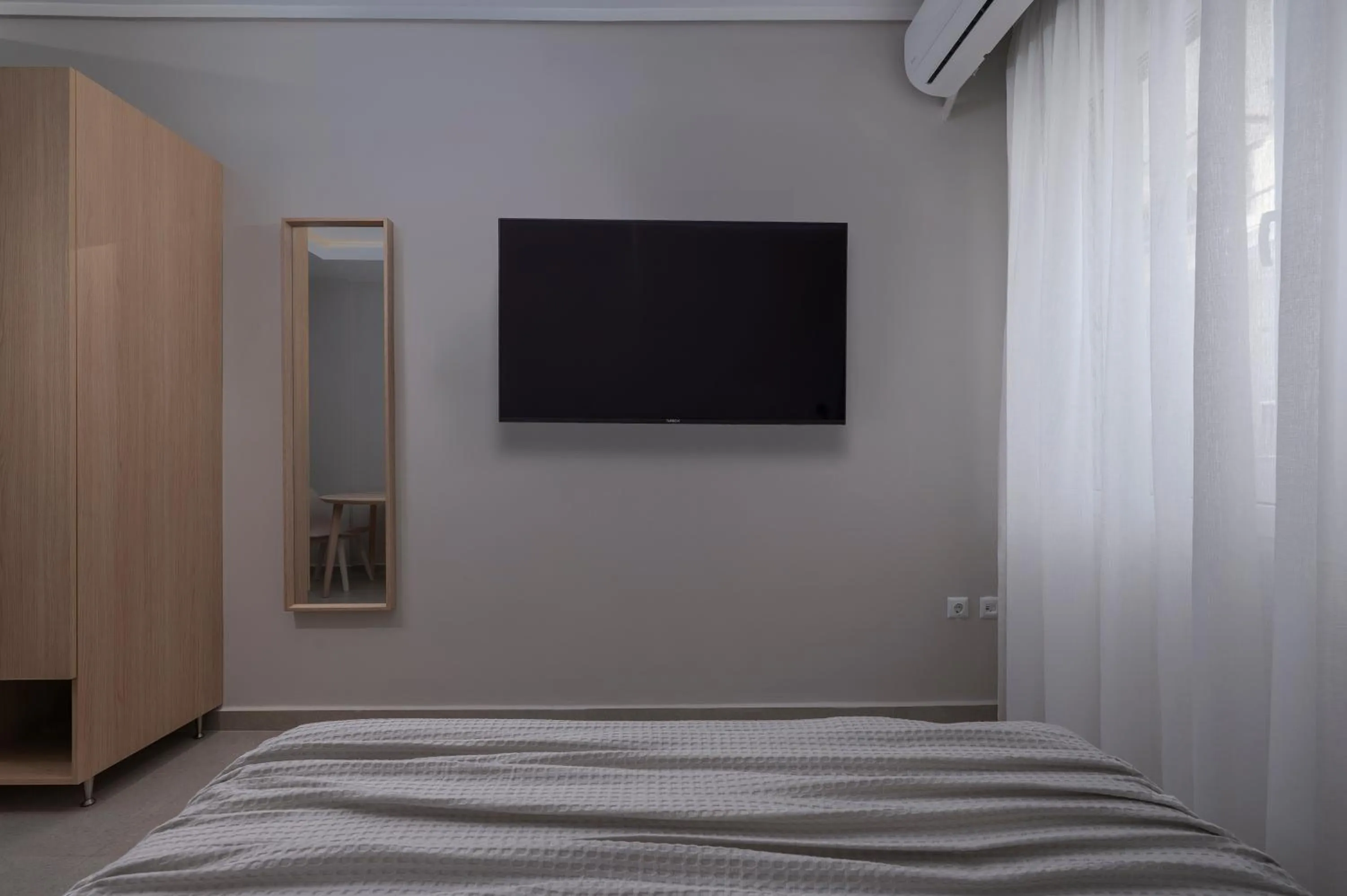 Bed in Your City Level