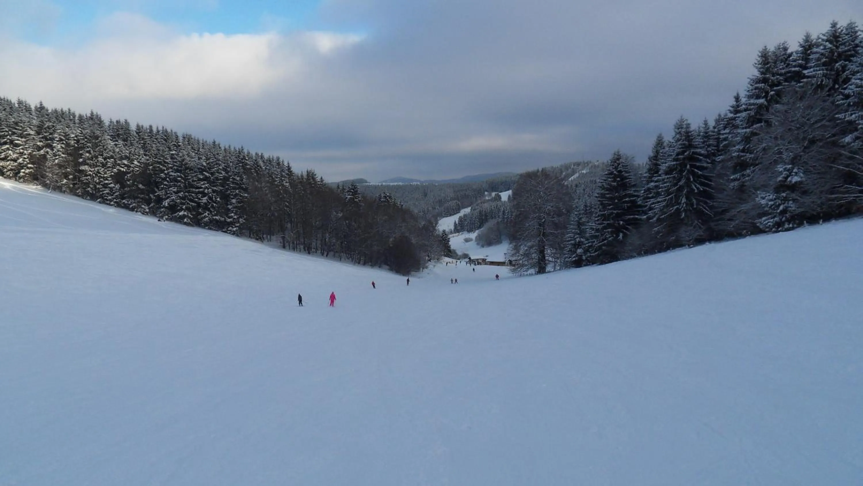 Skiing in Hotel Winterberg Resort