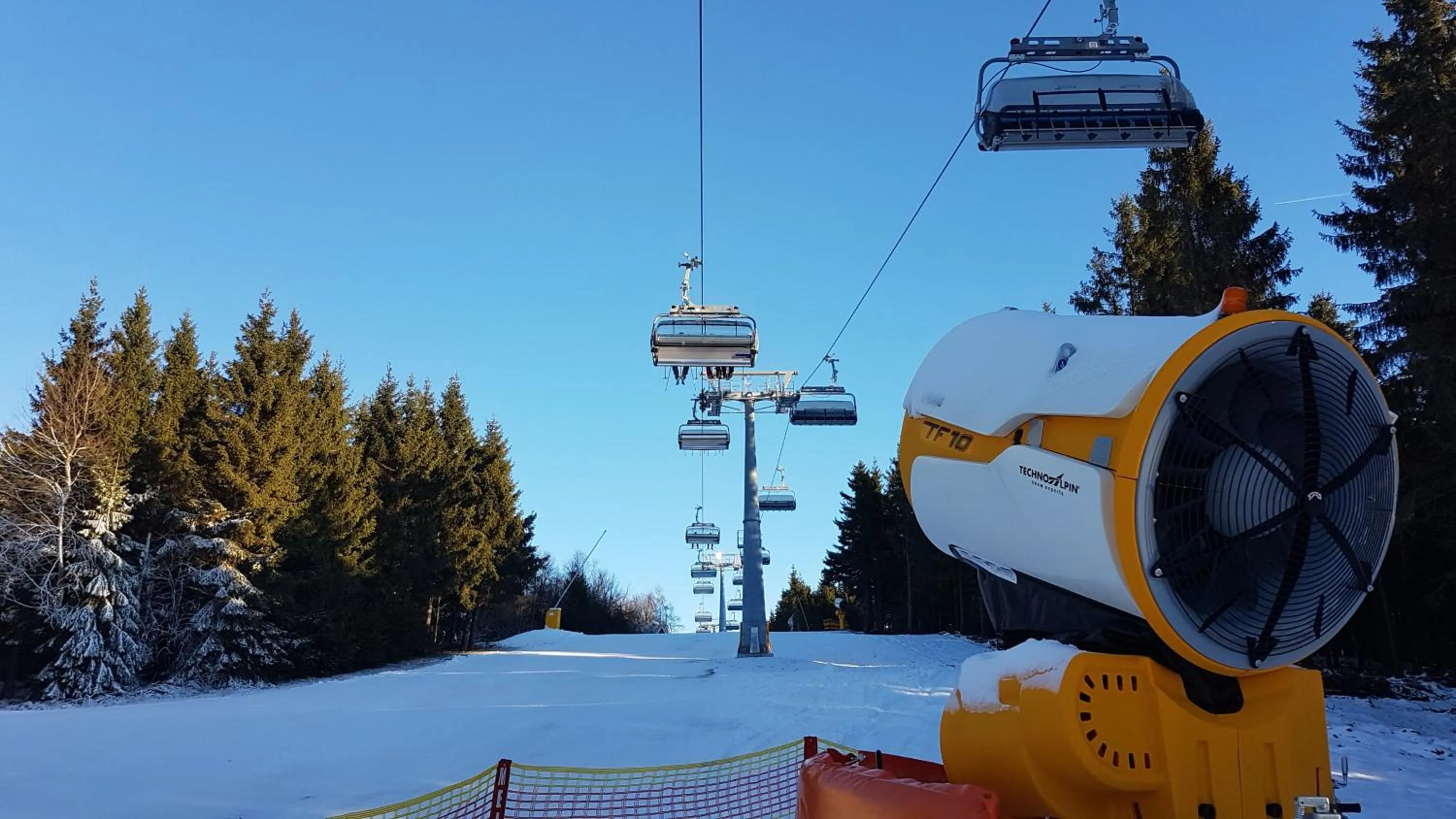 Property building in Hotel Winterberg Resort